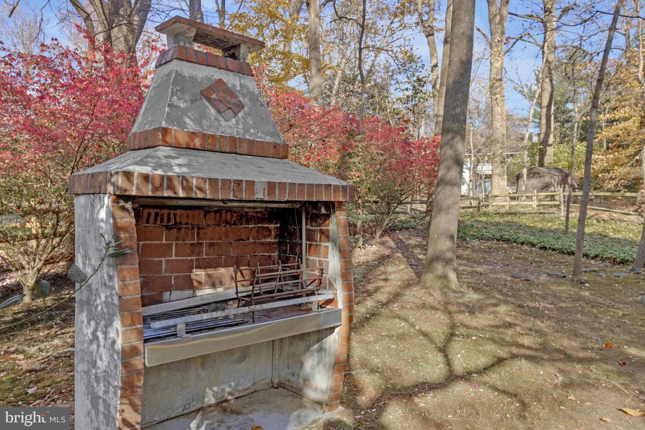 CARDEROCK SPRINGS - Residential Lease