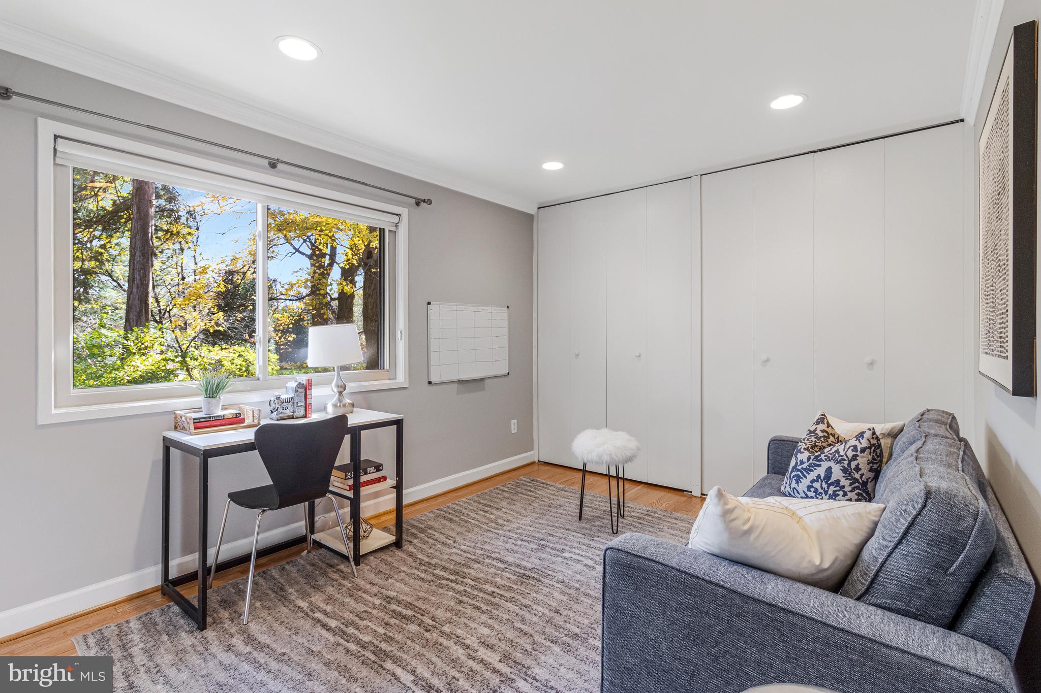 CARDEROCK SPRINGS - Residential Lease