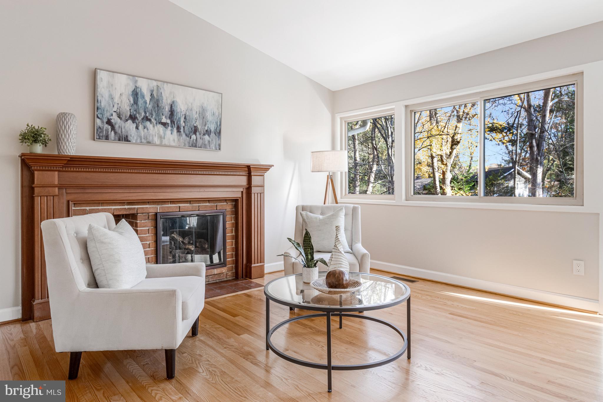 CARDEROCK SPRINGS - Residential Lease