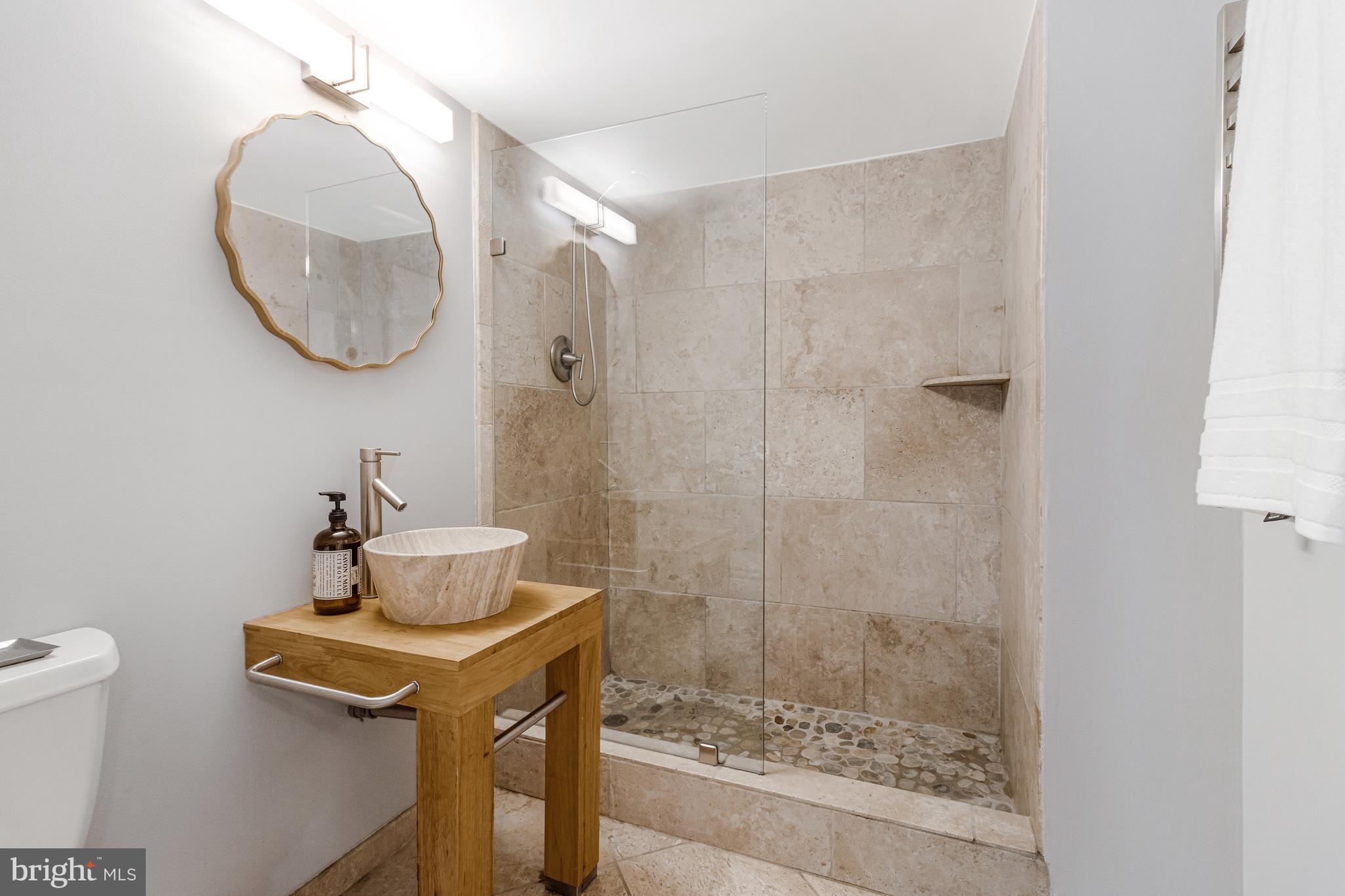 CARDEROCK SPRINGS - Residential Lease