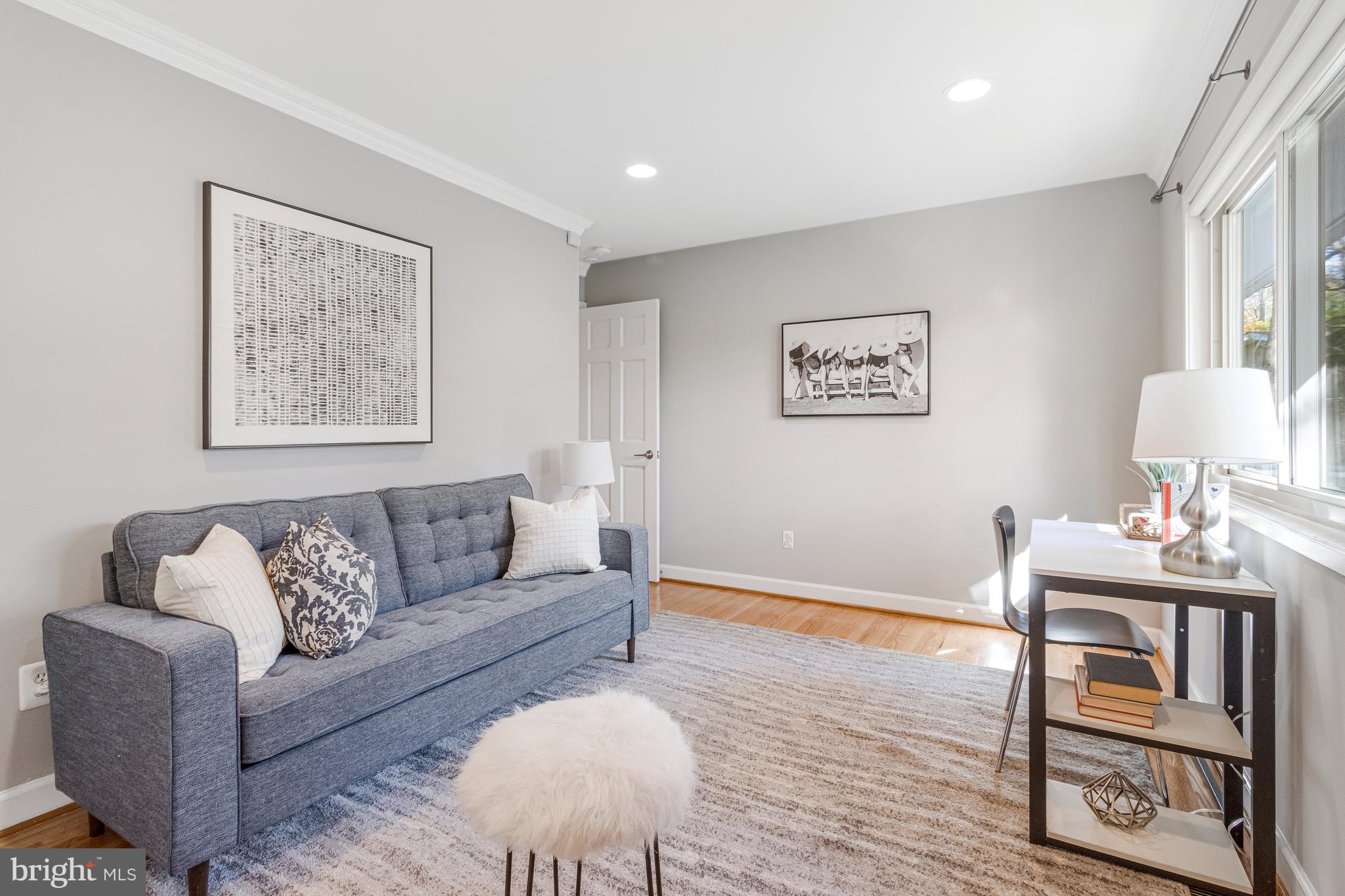 CARDEROCK SPRINGS - Residential Lease