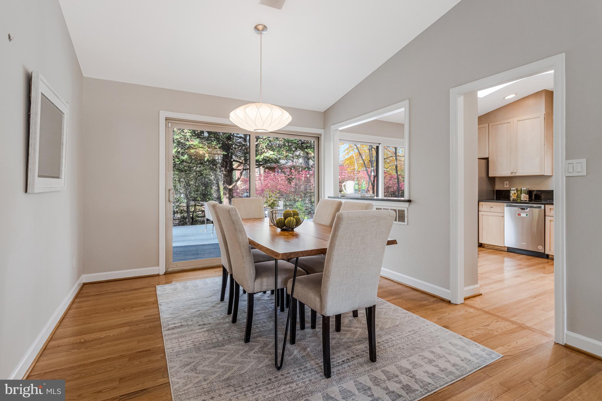 CARDEROCK SPRINGS - Residential Lease