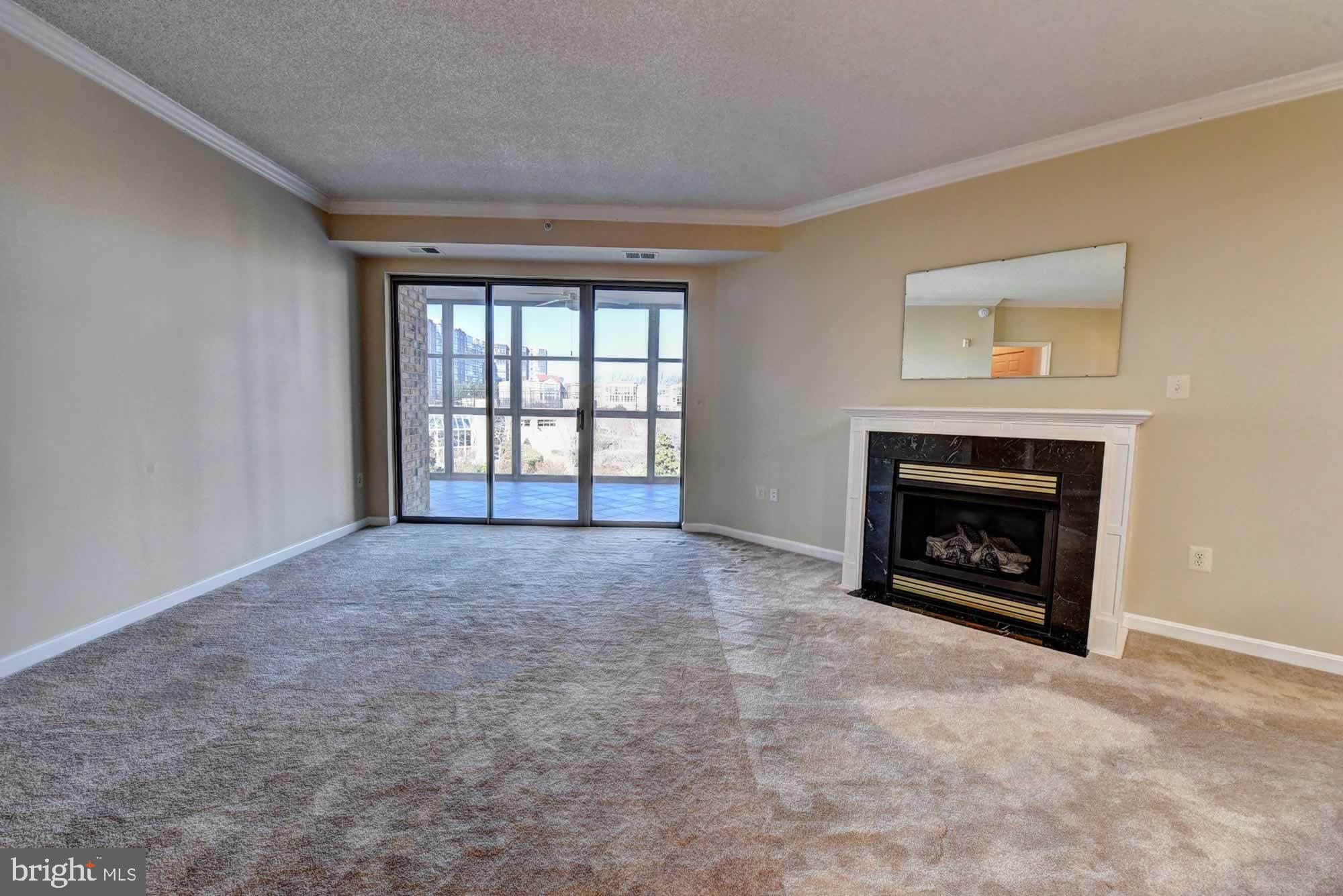 LEISURE WORLD - Residential