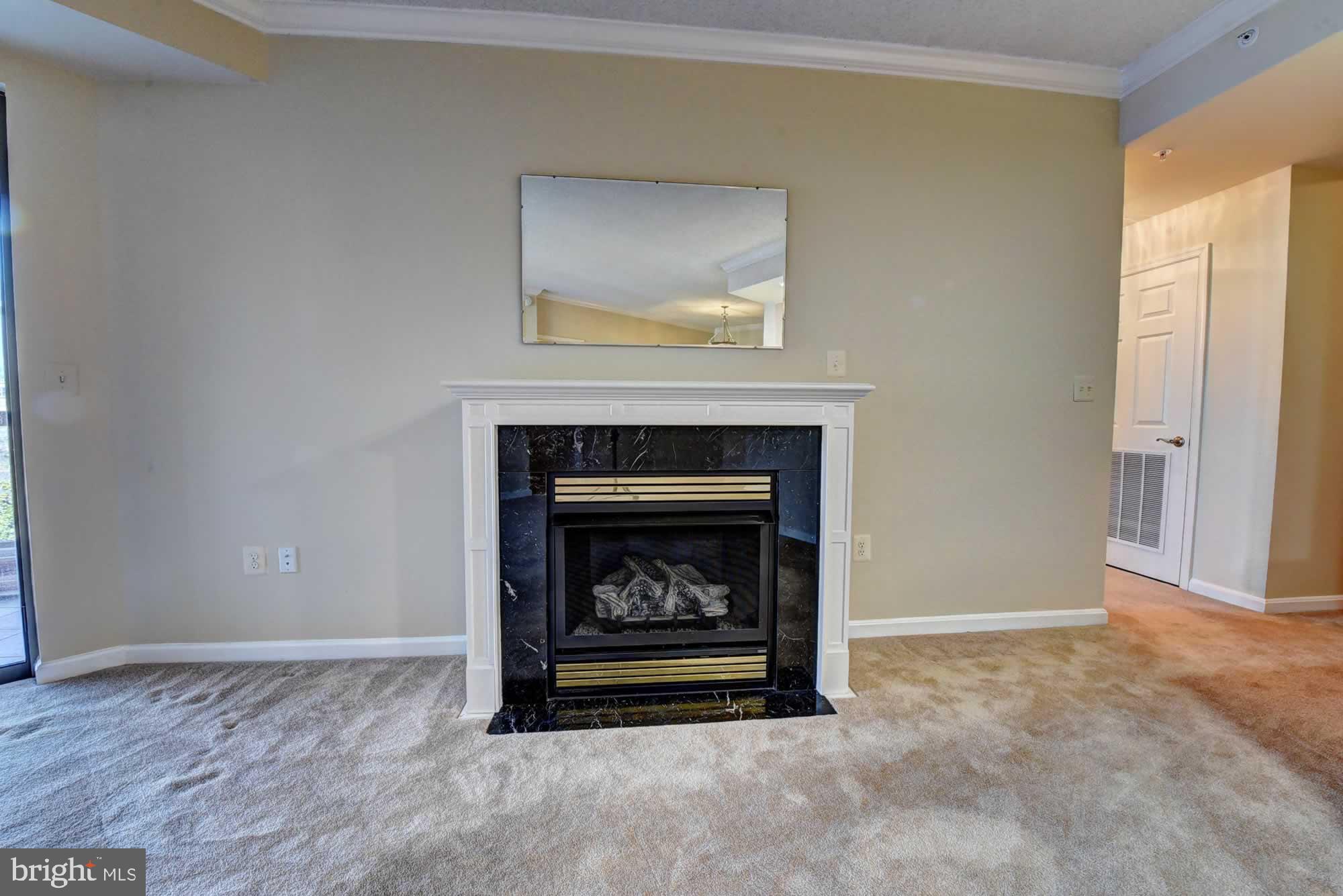 LEISURE WORLD - Residential