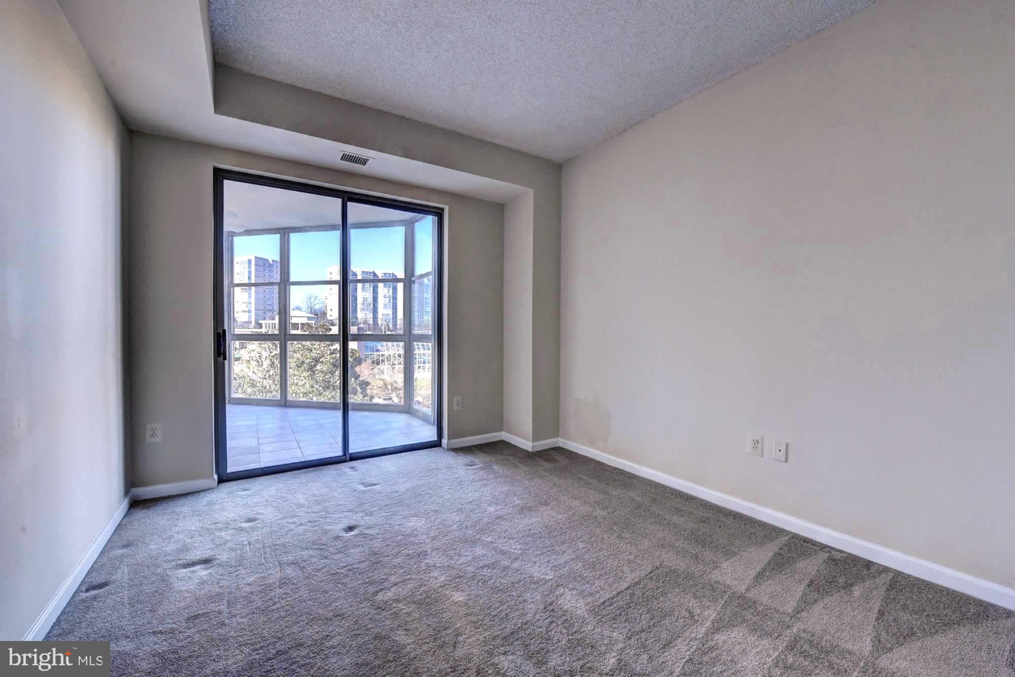 LEISURE WORLD - Residential