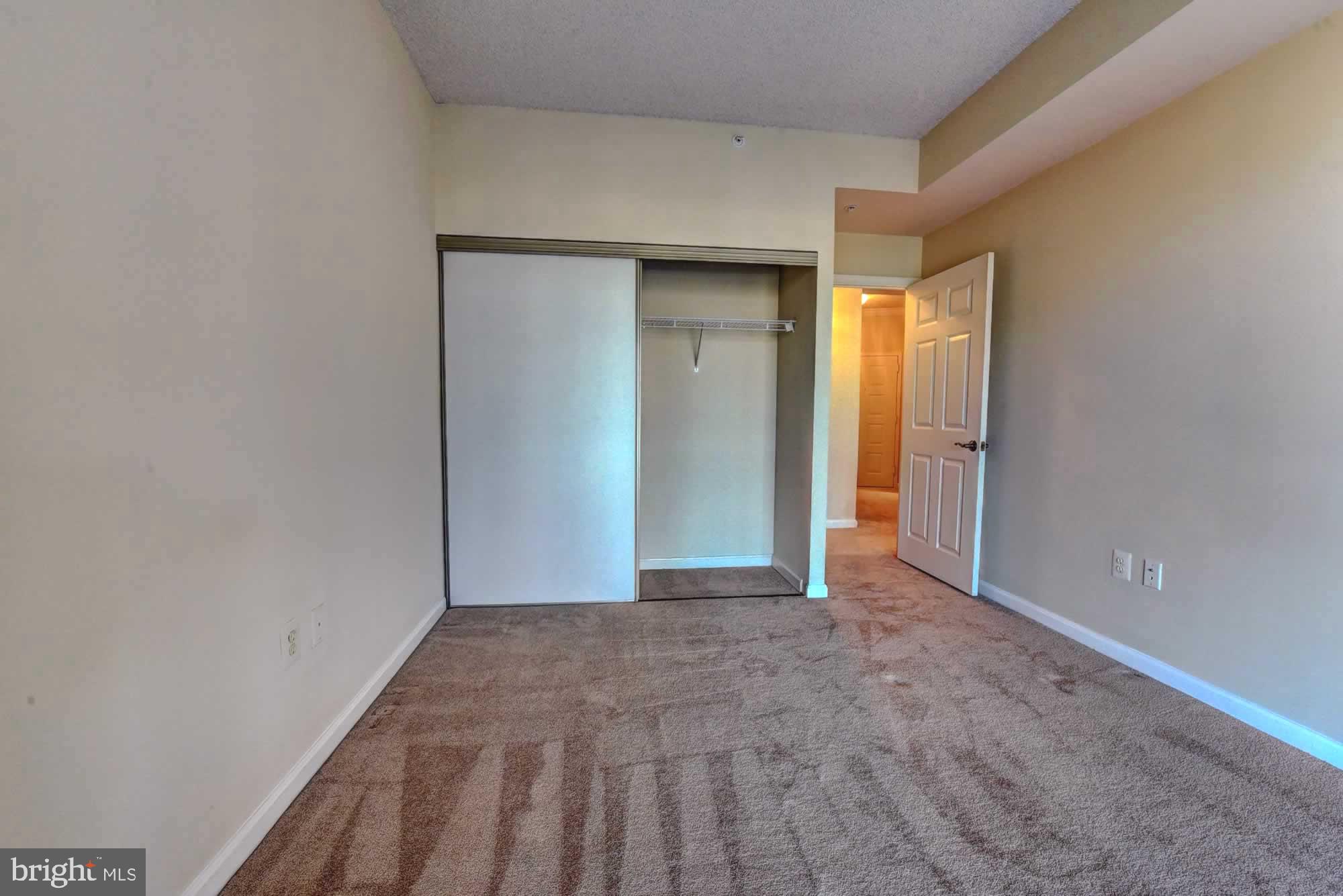 LEISURE WORLD - Residential