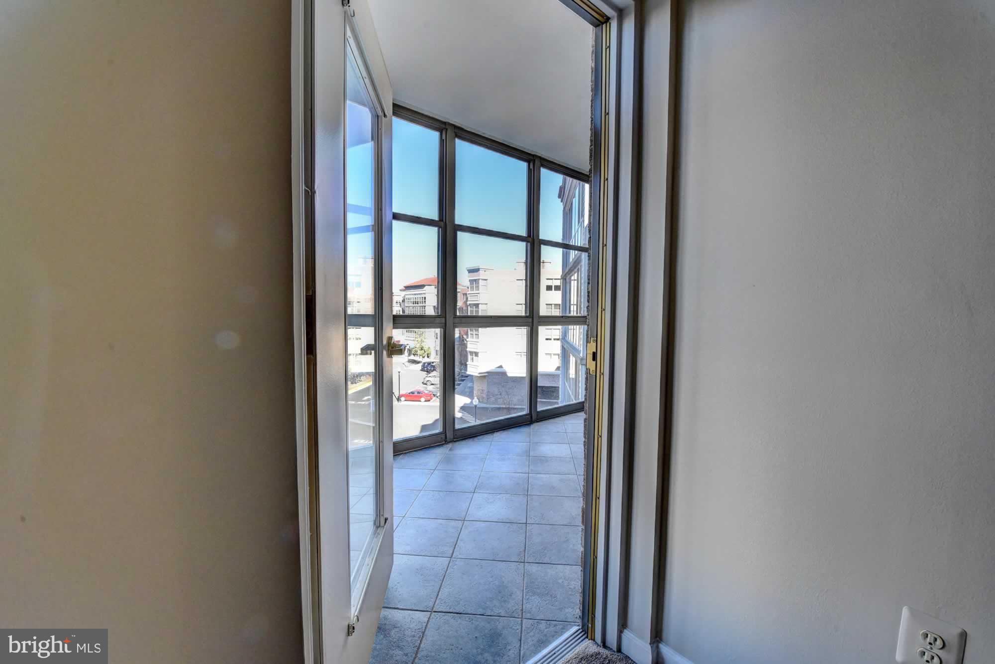 LEISURE WORLD - Residential