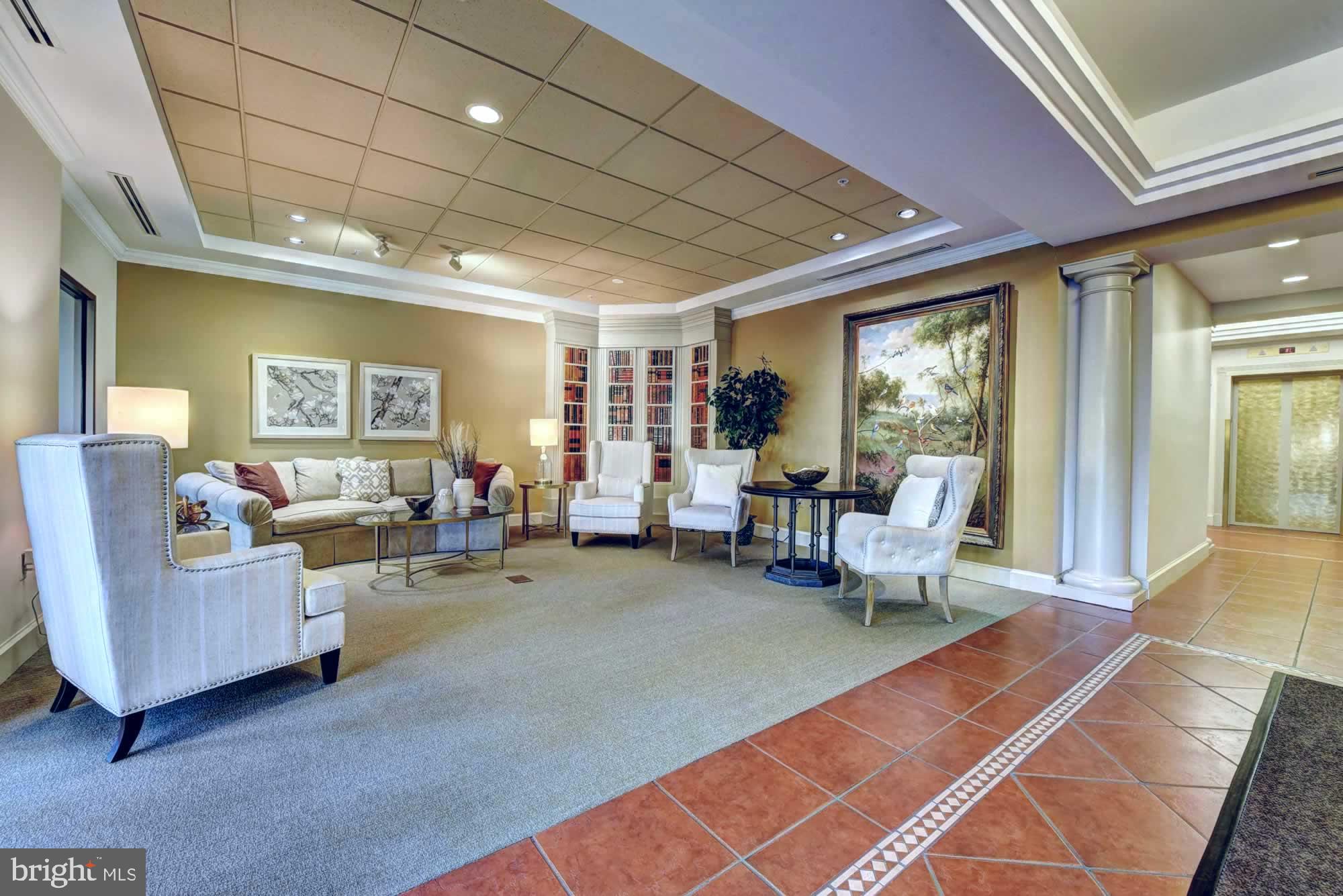 LEISURE WORLD - Residential