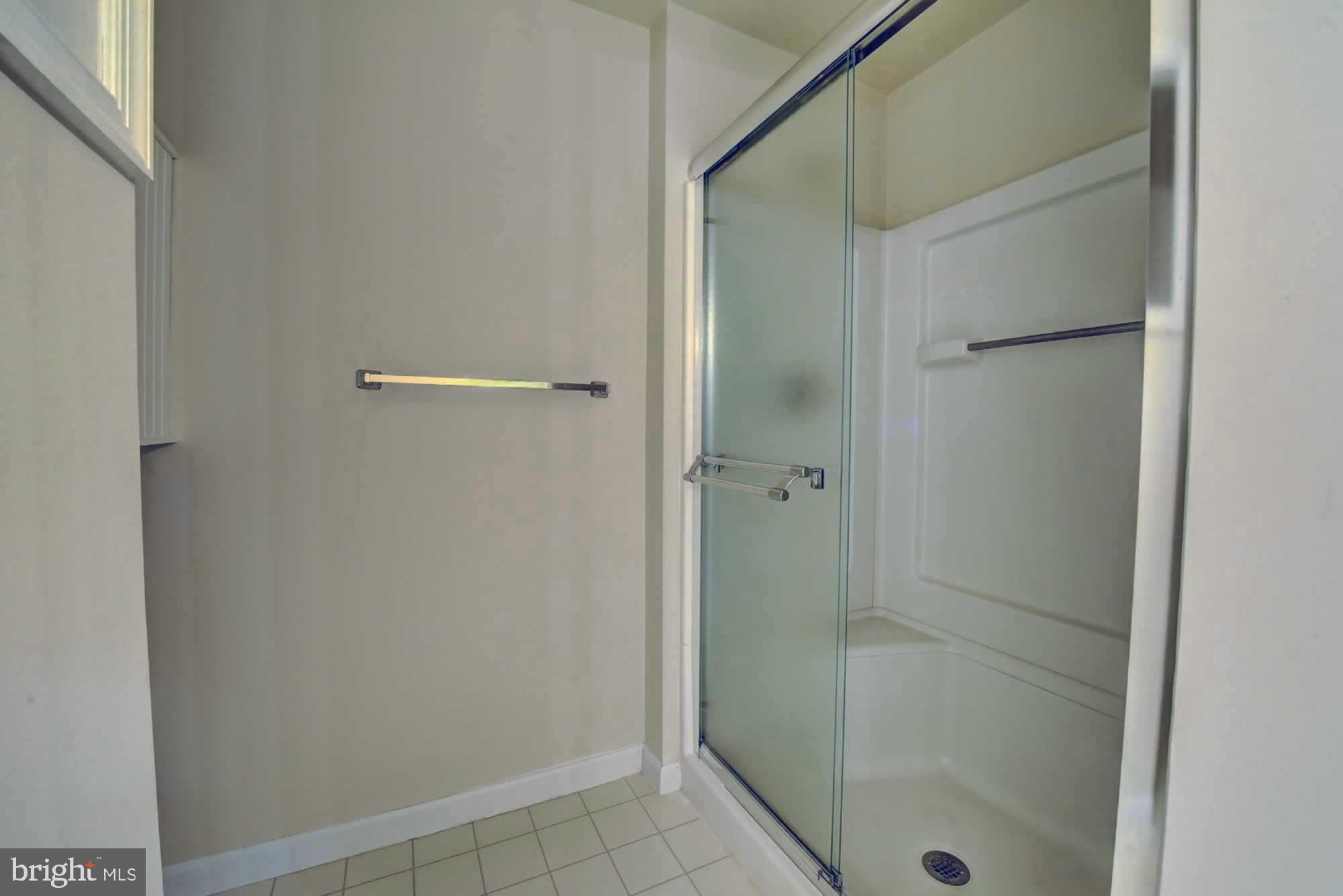 LEISURE WORLD - Residential