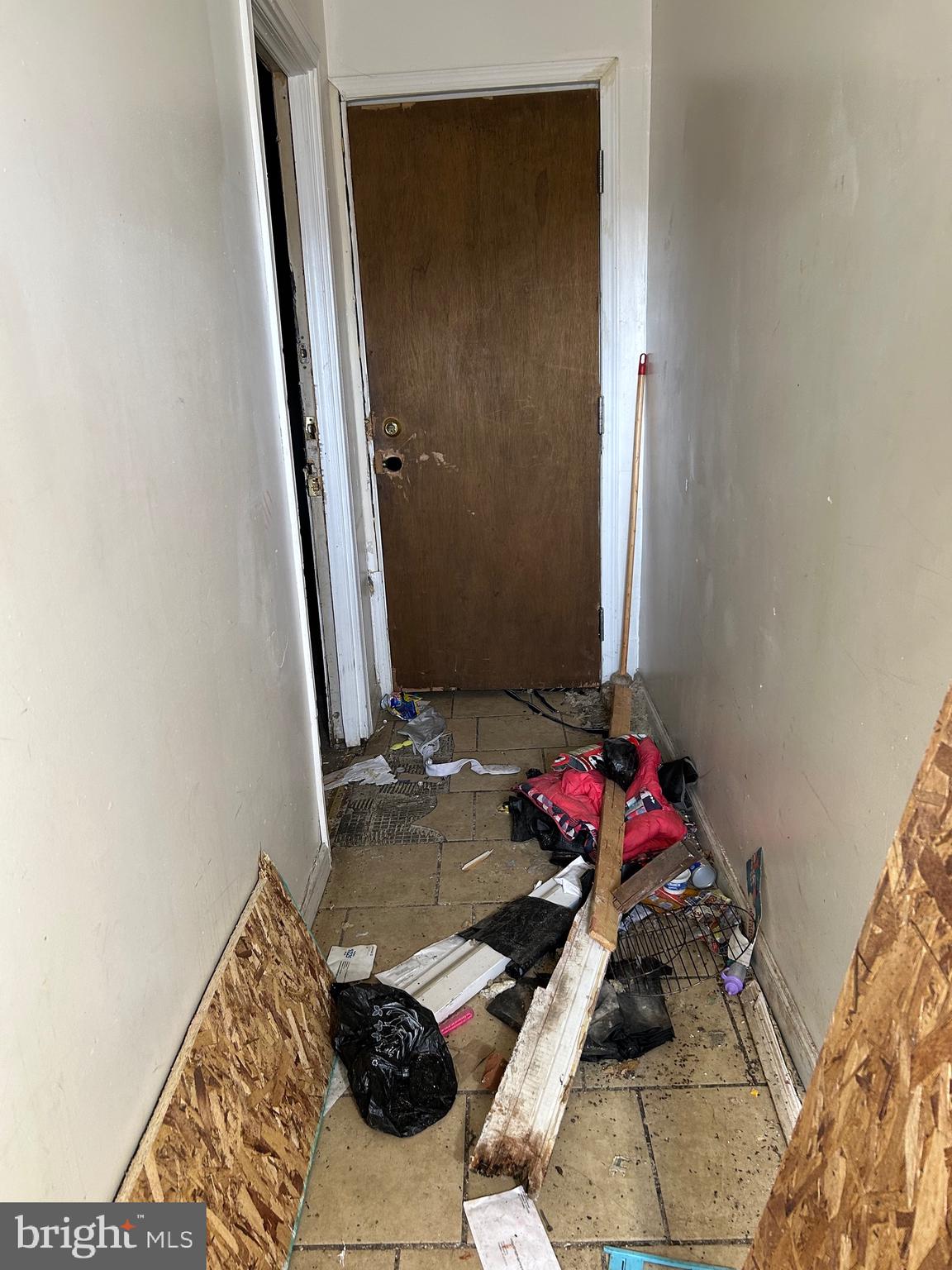 STRAWBERRY MANSION - Residential Income