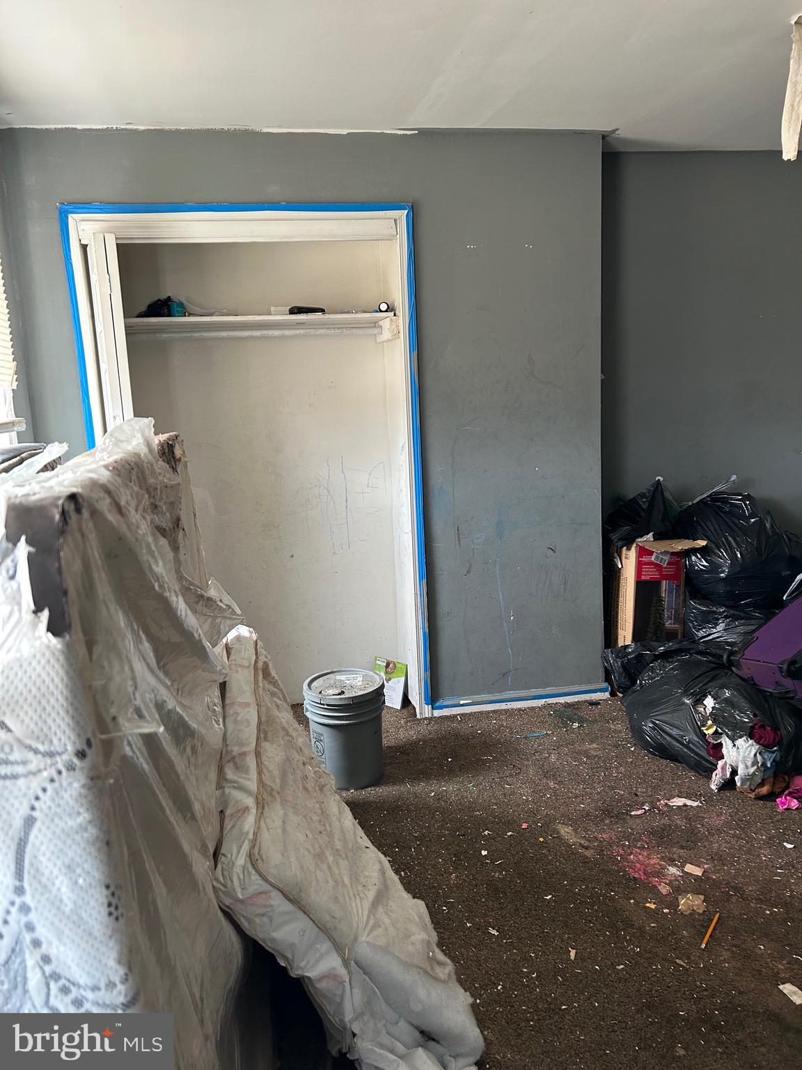 STRAWBERRY MANSION - Residential Income