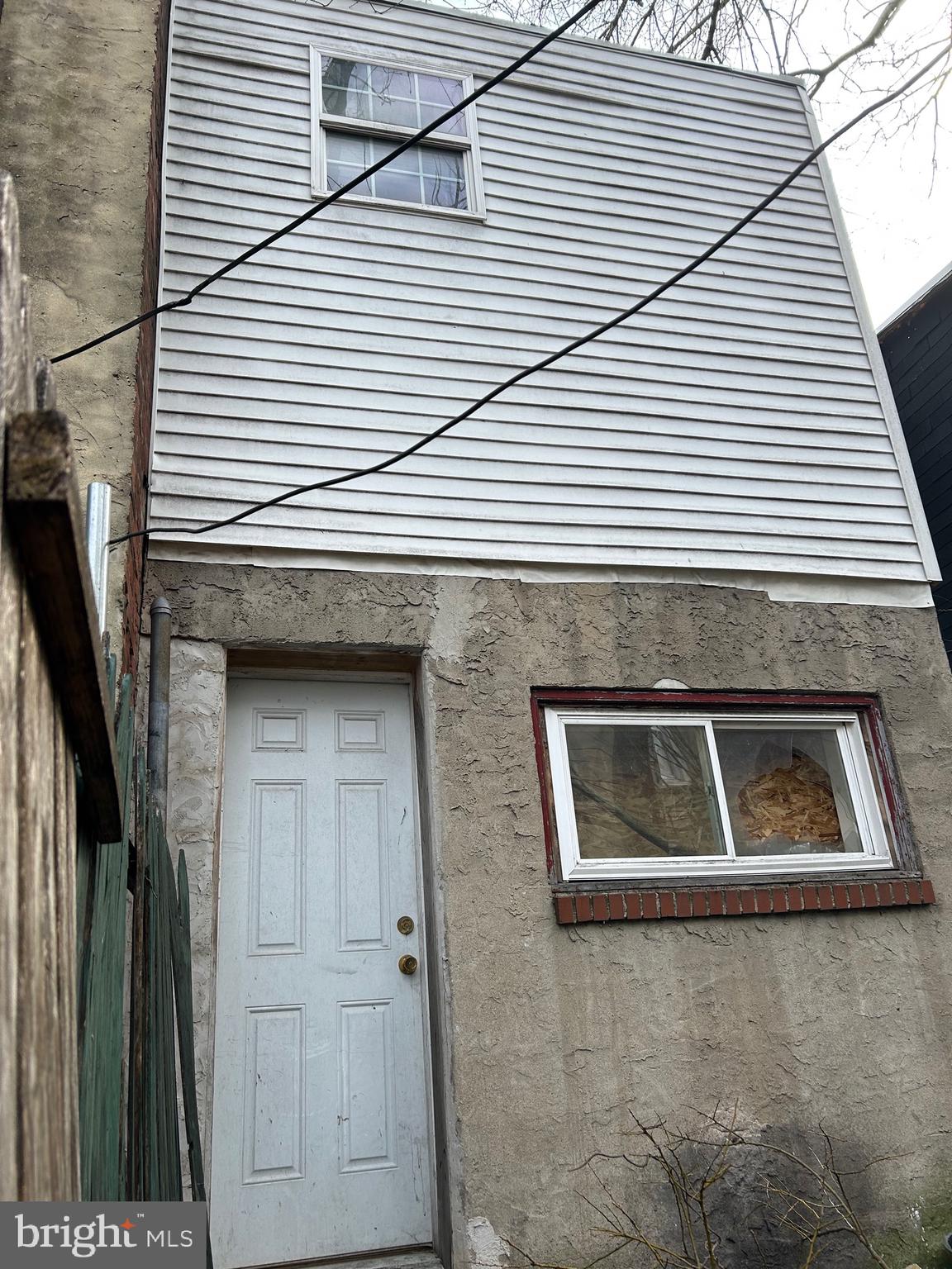 STRAWBERRY MANSION - Residential Income