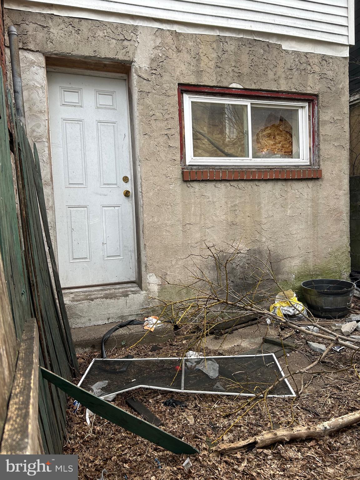 STRAWBERRY MANSION - Residential Income