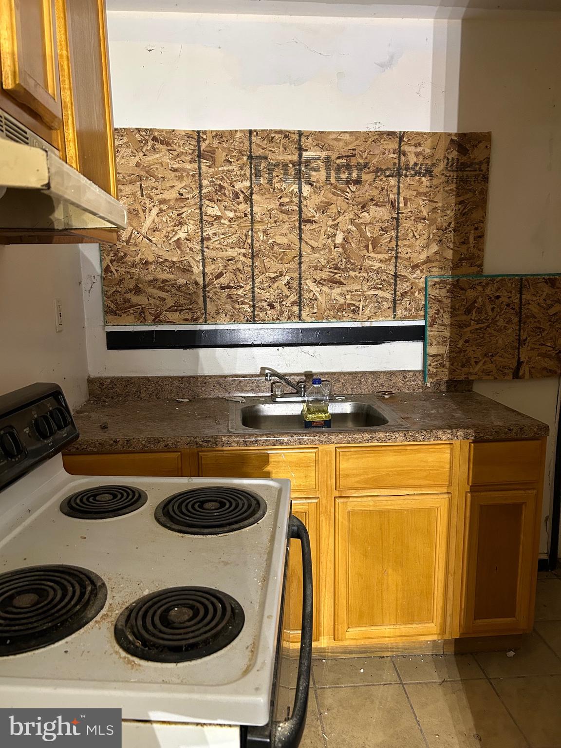 STRAWBERRY MANSION - Residential Income