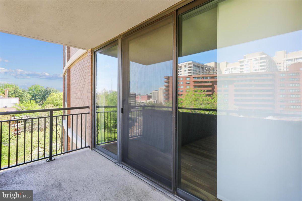 4620 NORTH PARK AVE - Residential