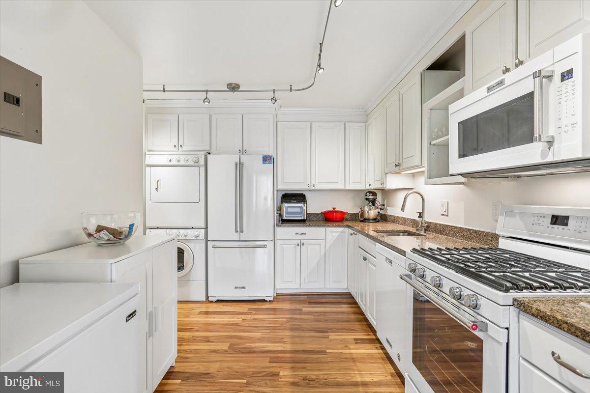 4620 NORTH PARK AVE - Residential