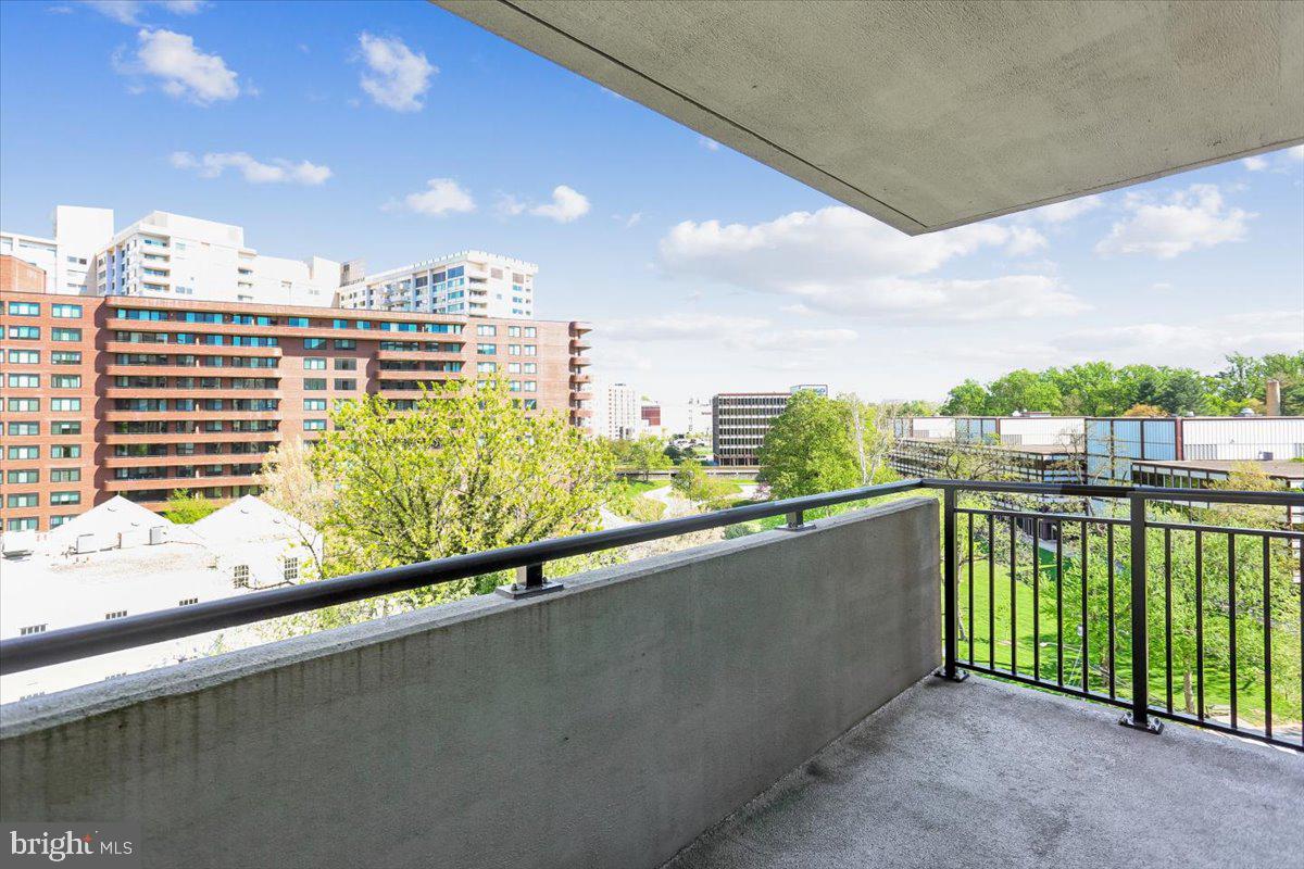 4620 NORTH PARK AVE - Residential