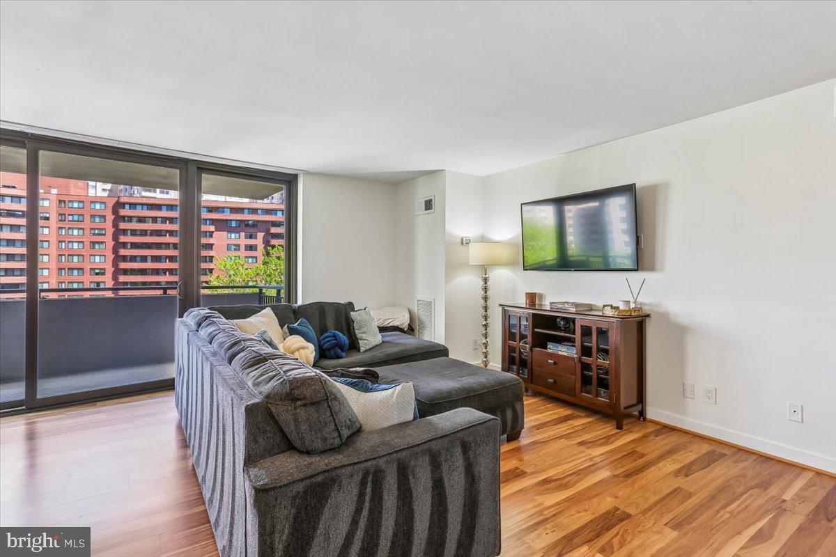 4620 NORTH PARK AVE - Residential