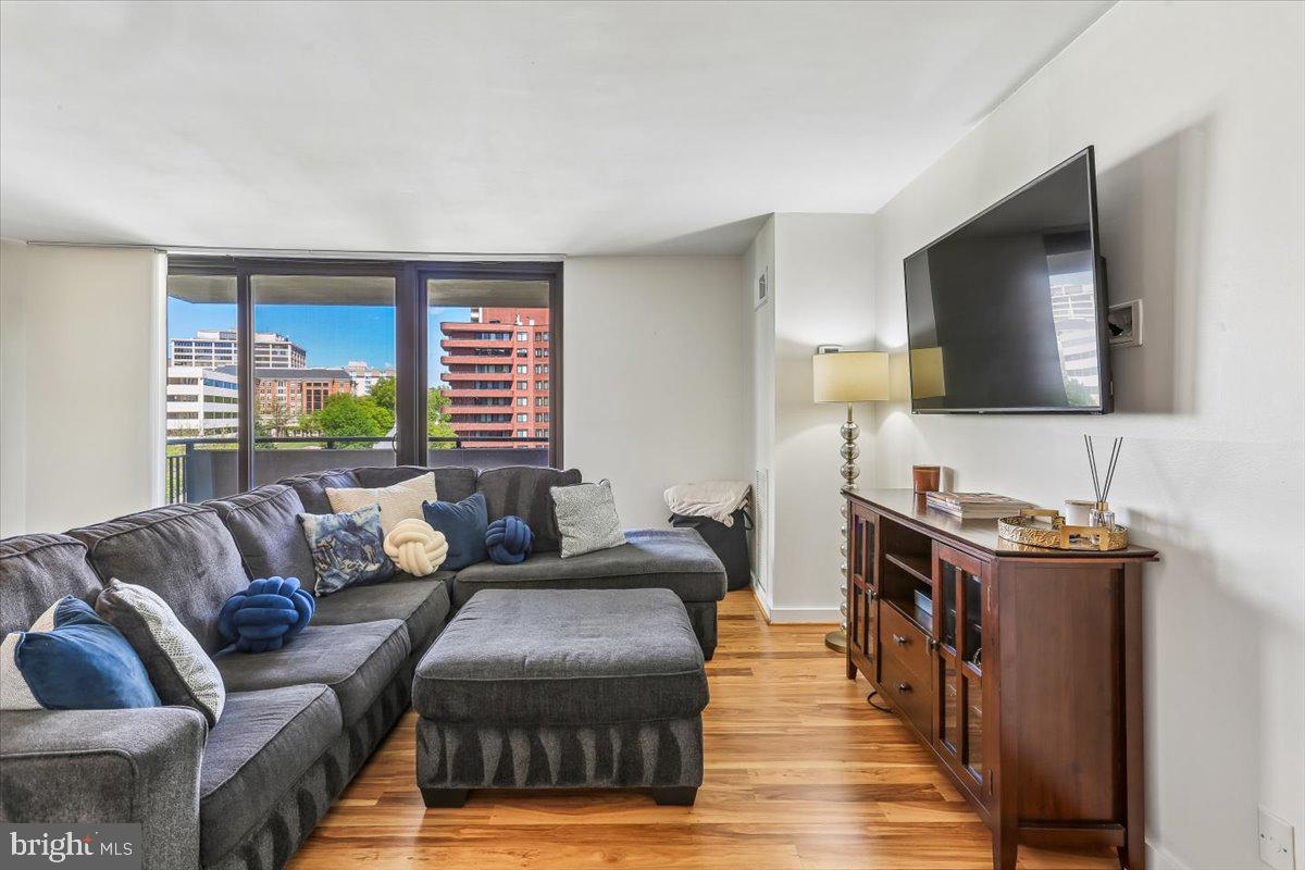 4620 NORTH PARK AVE - Residential