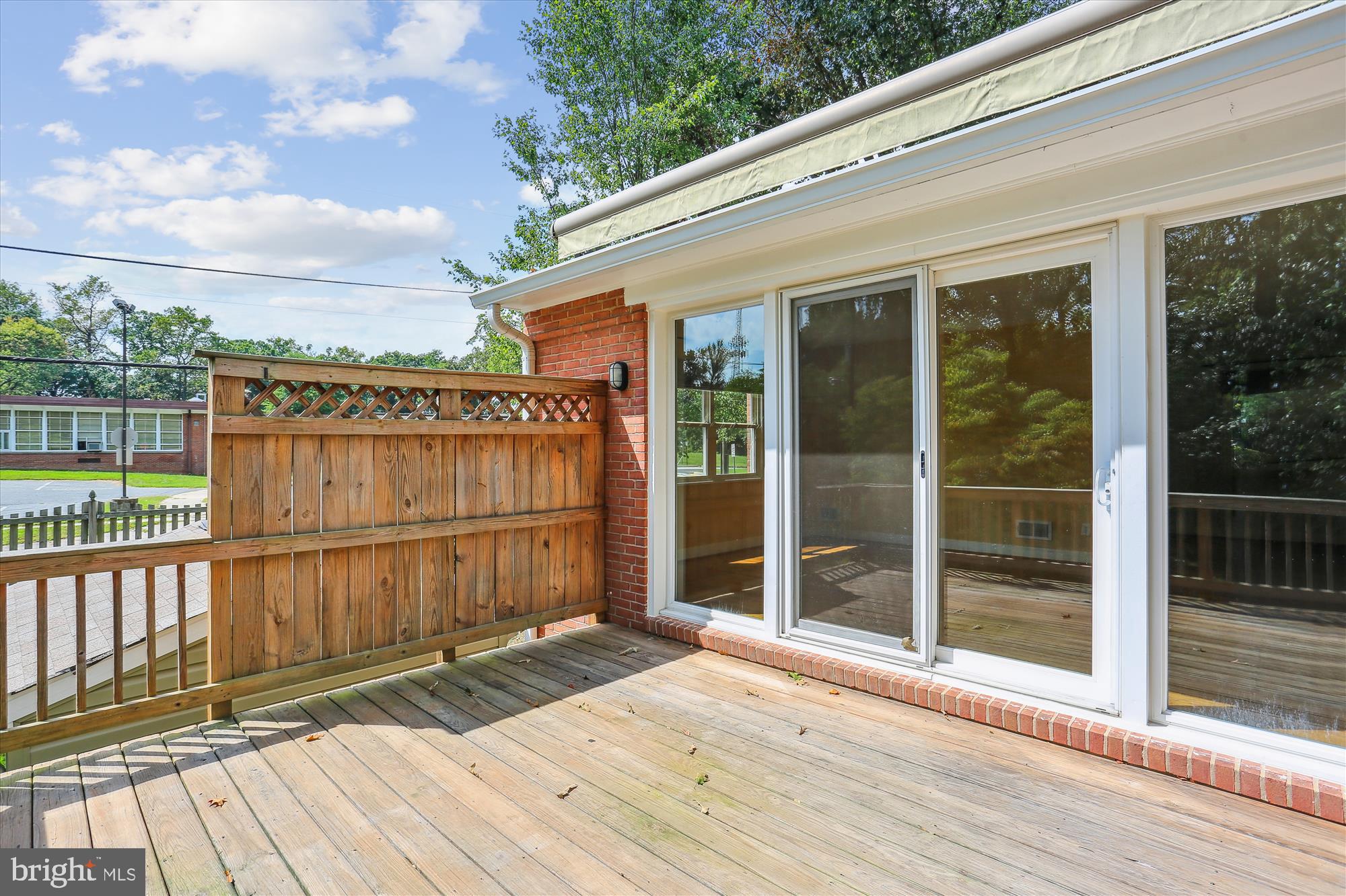 BRADLEY HILLS - Residential