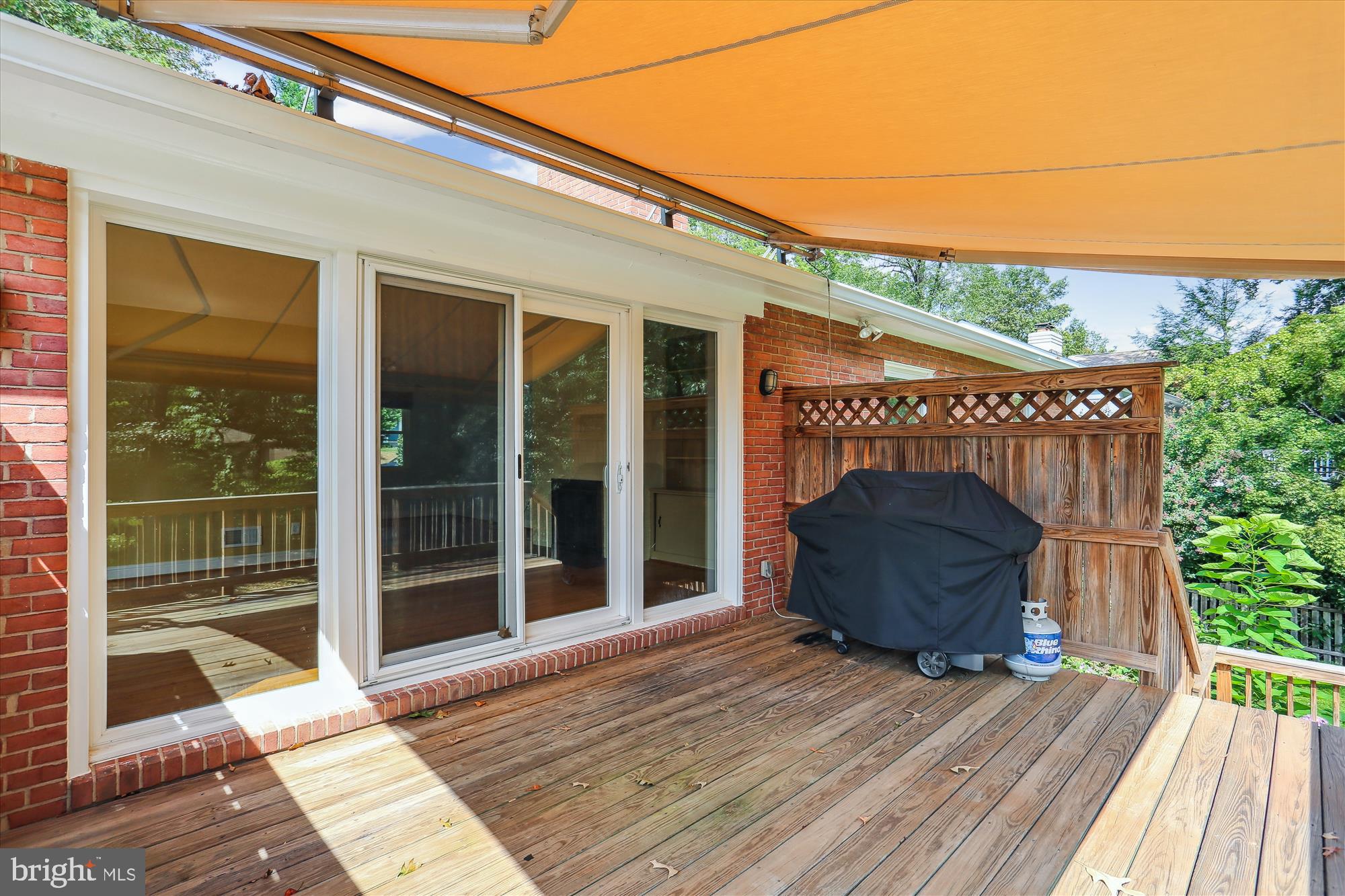 BRADLEY HILLS - Residential