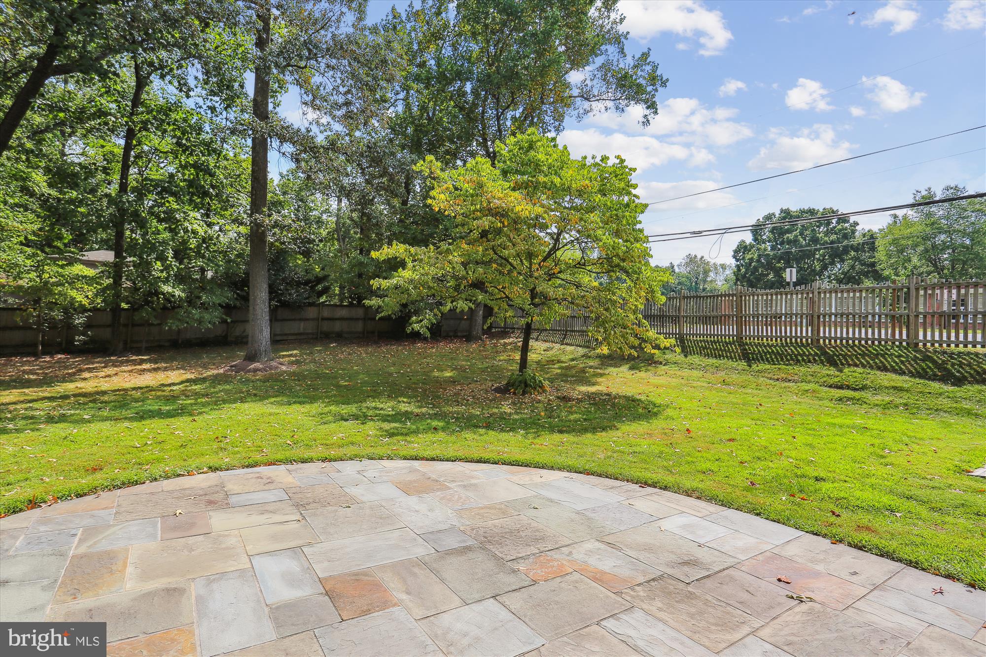 BRADLEY HILLS - Residential