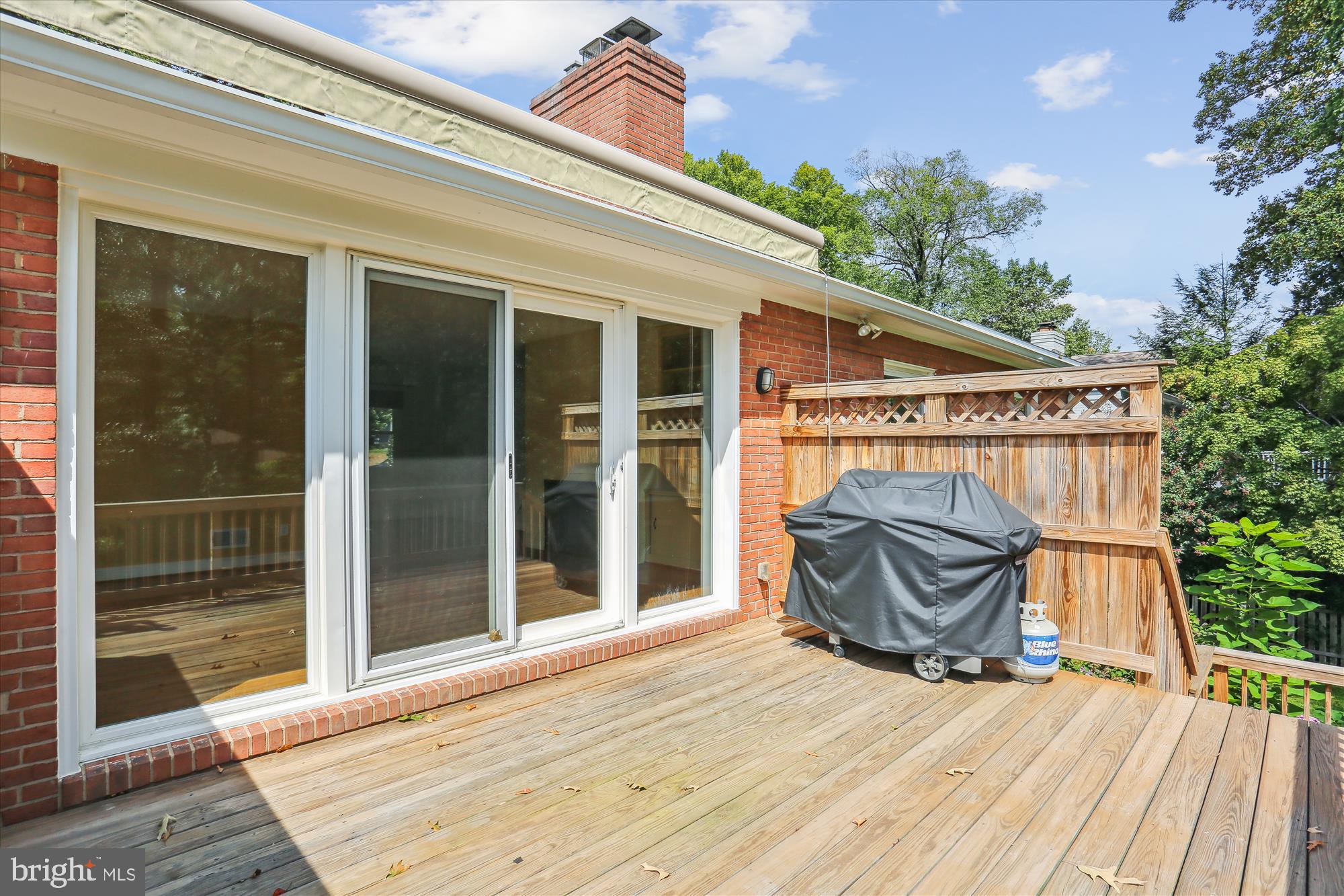 BRADLEY HILLS - Residential