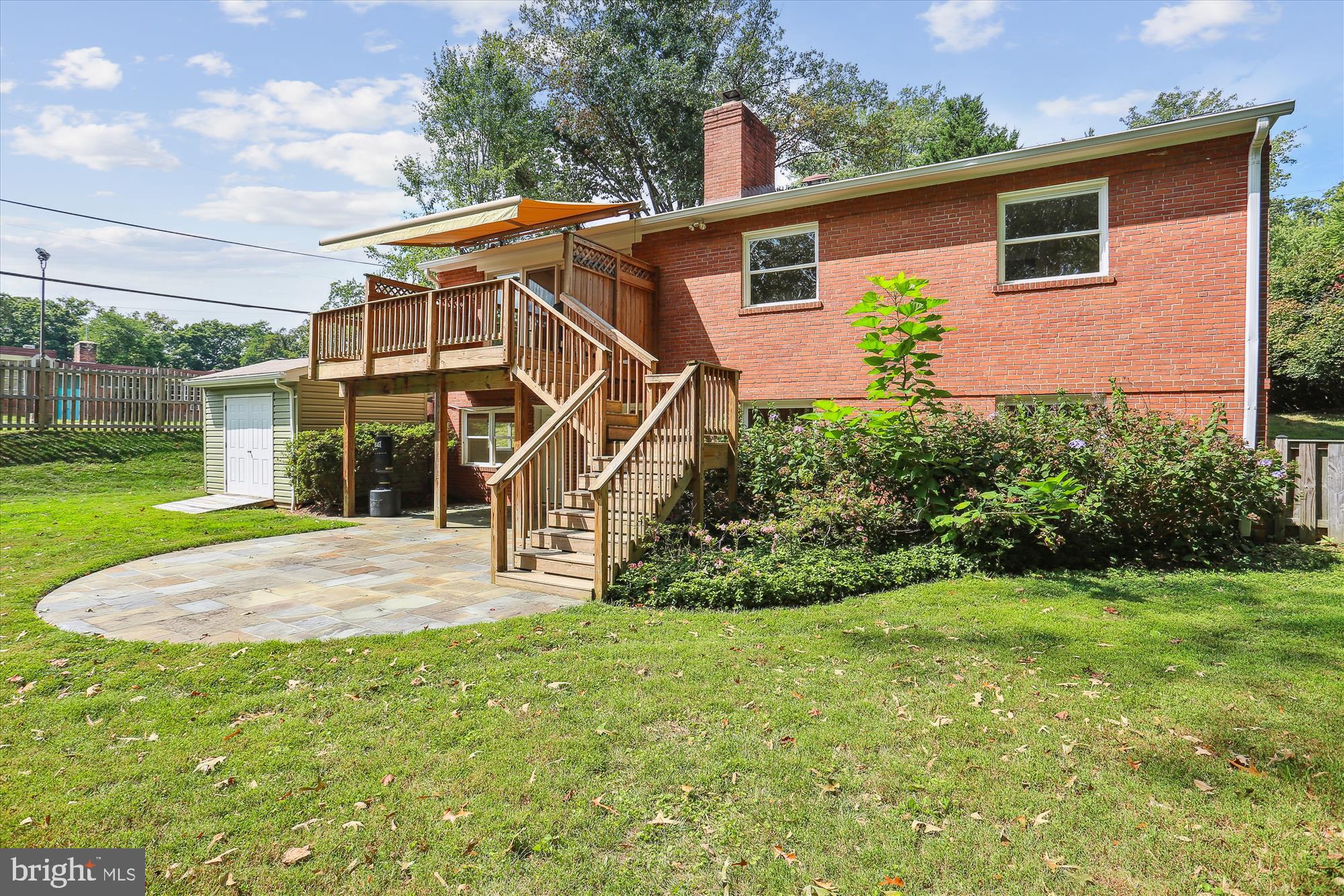 BRADLEY HILLS - Residential