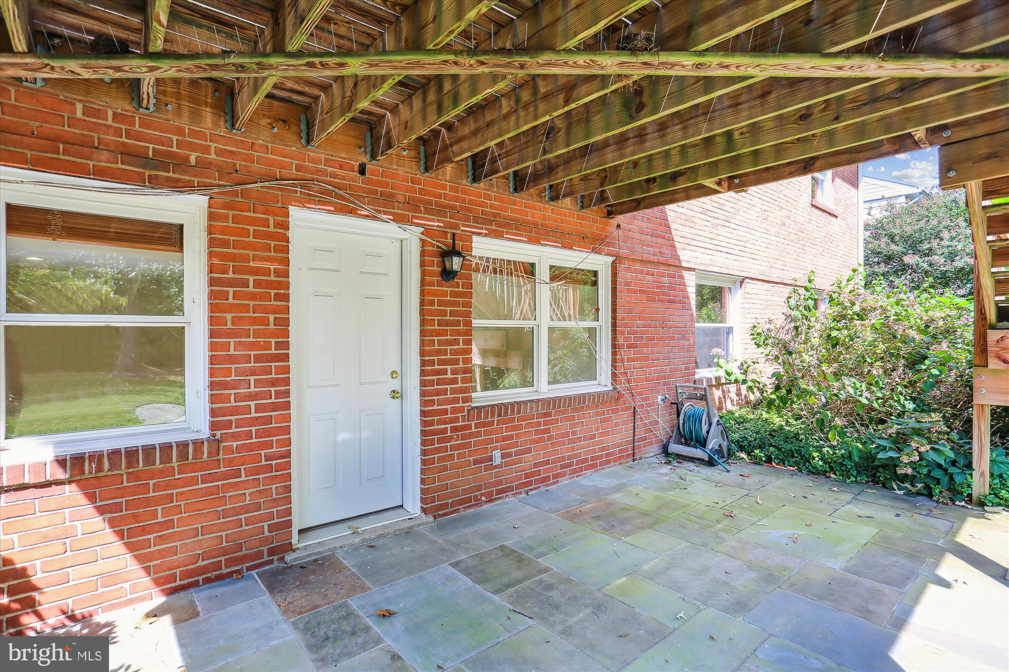 BRADLEY HILLS - Residential