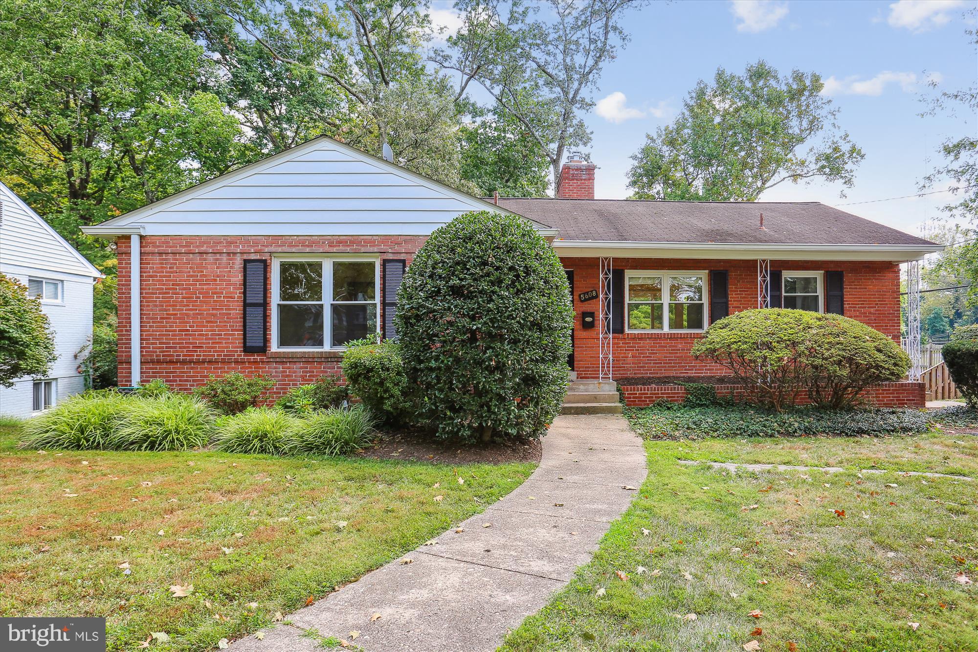 BRADLEY HILLS - Residential