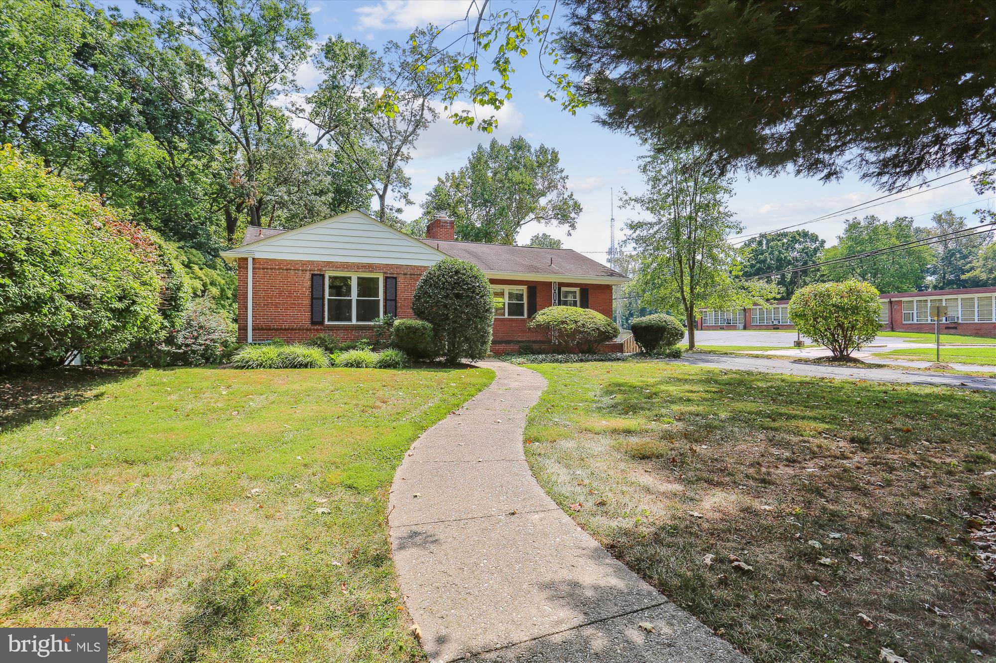 BRADLEY HILLS - Residential