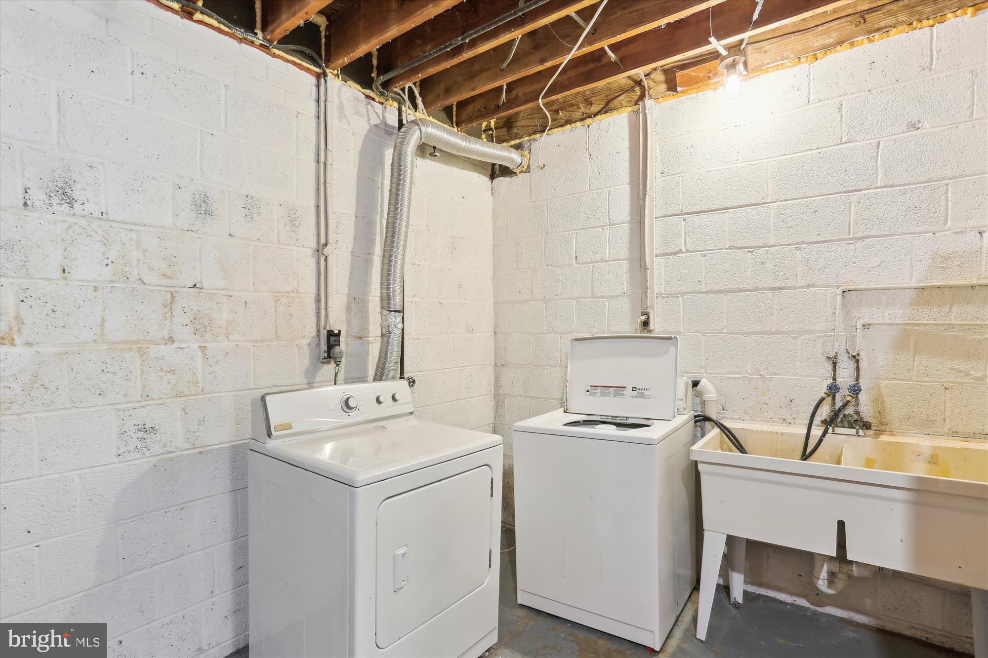 BRADLEY HILLS - Residential