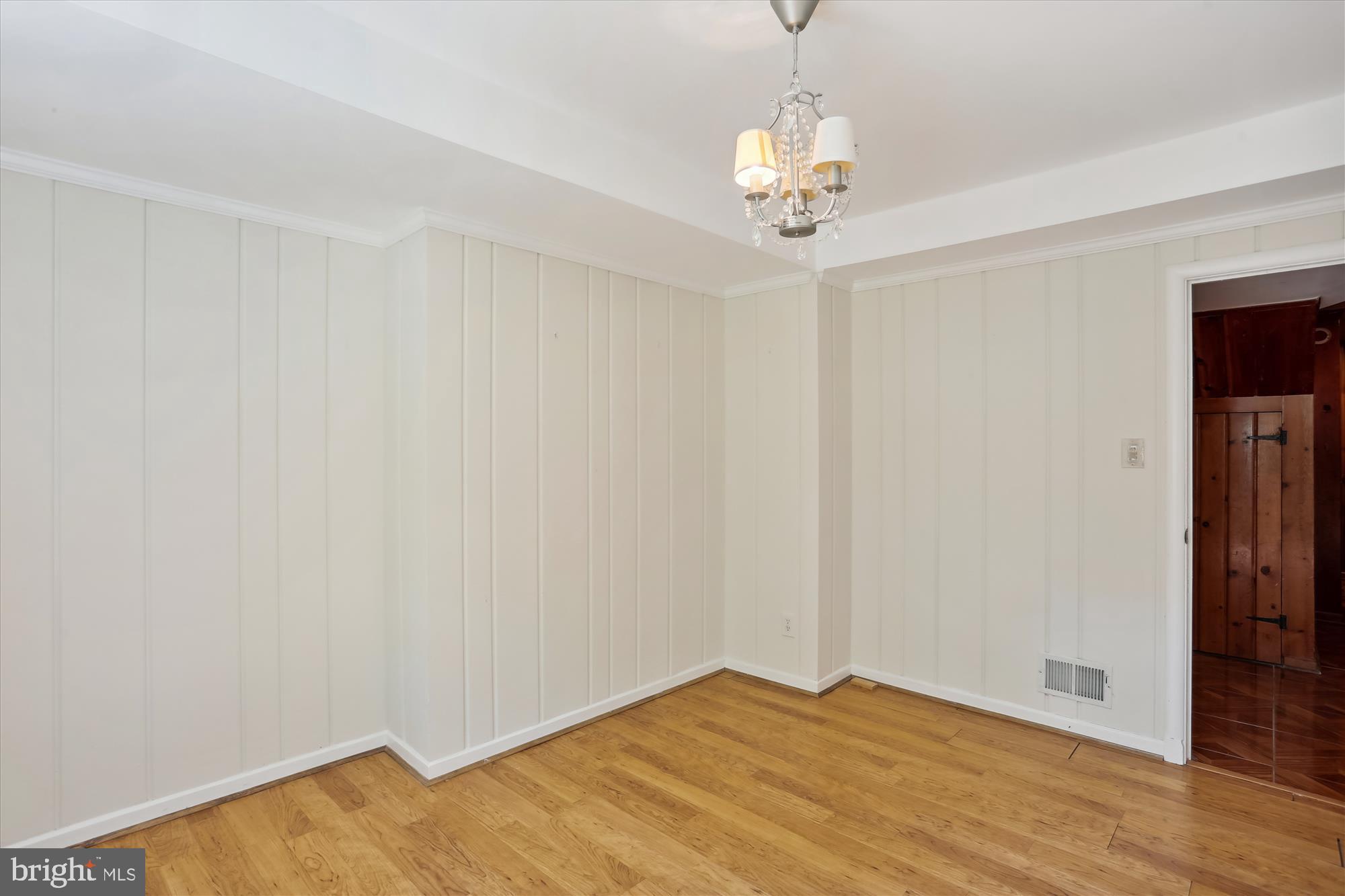 BRADLEY HILLS - Residential