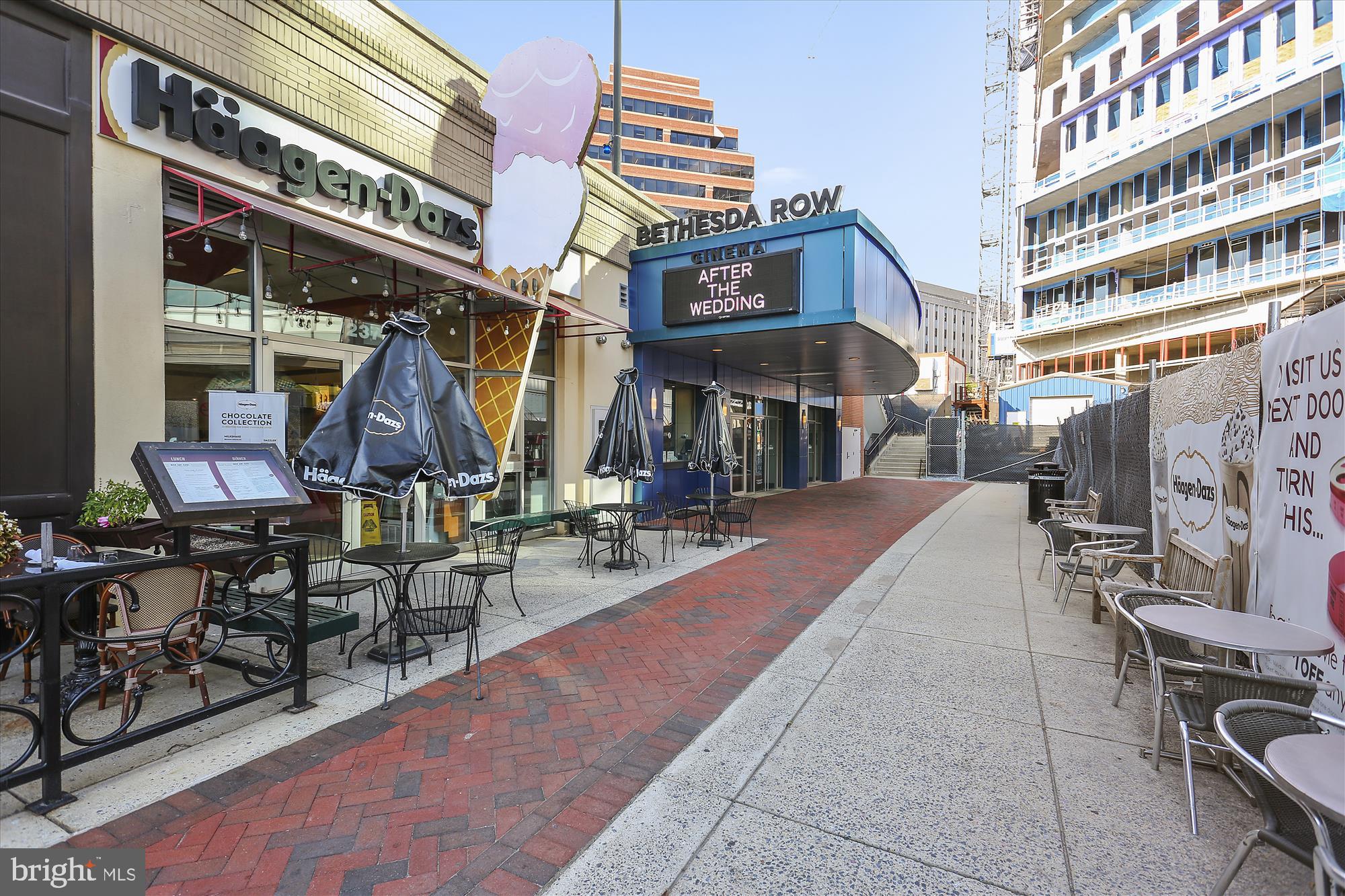 BRADLEY HILLS - Residential