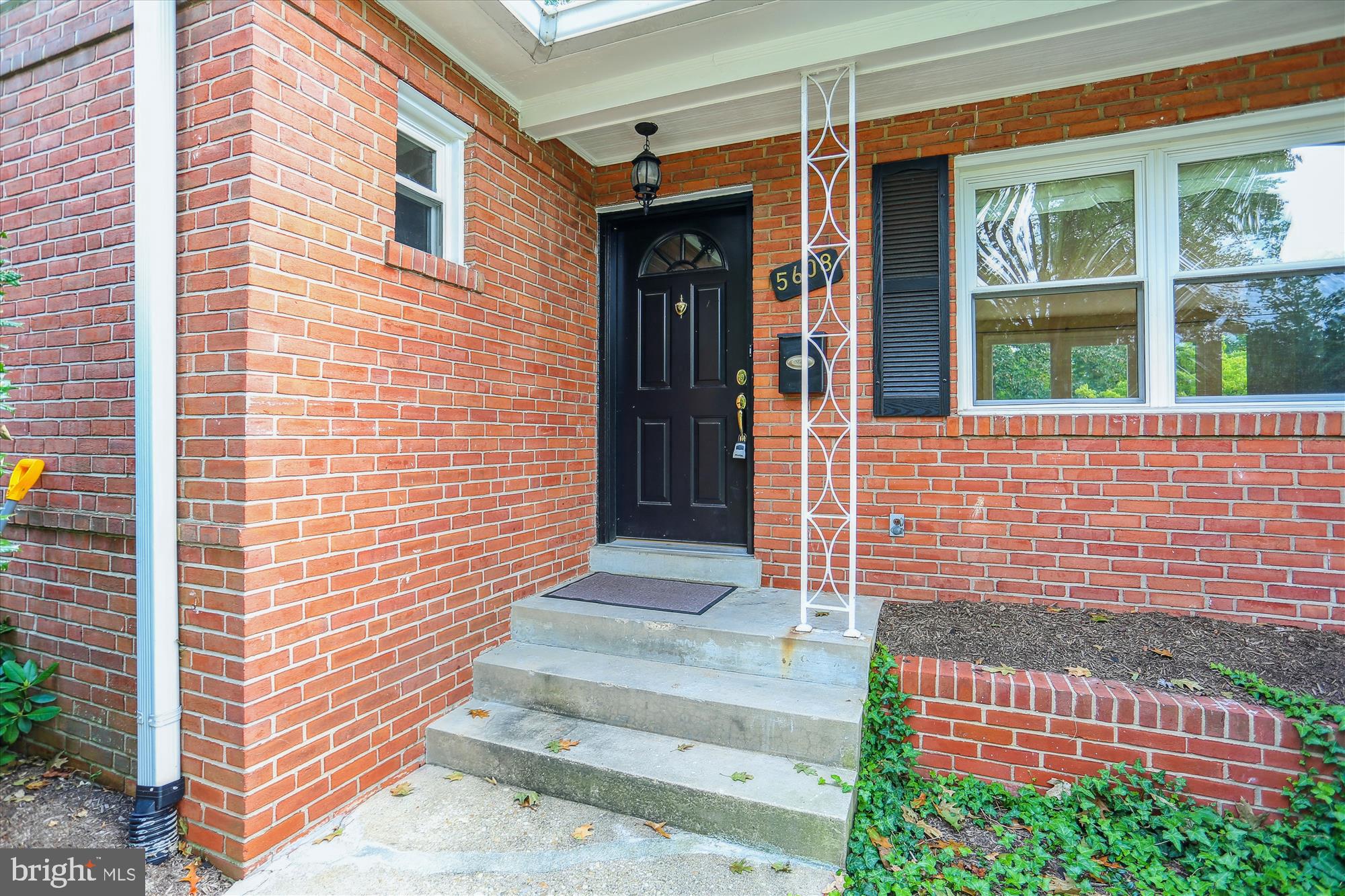 BRADLEY HILLS - Residential