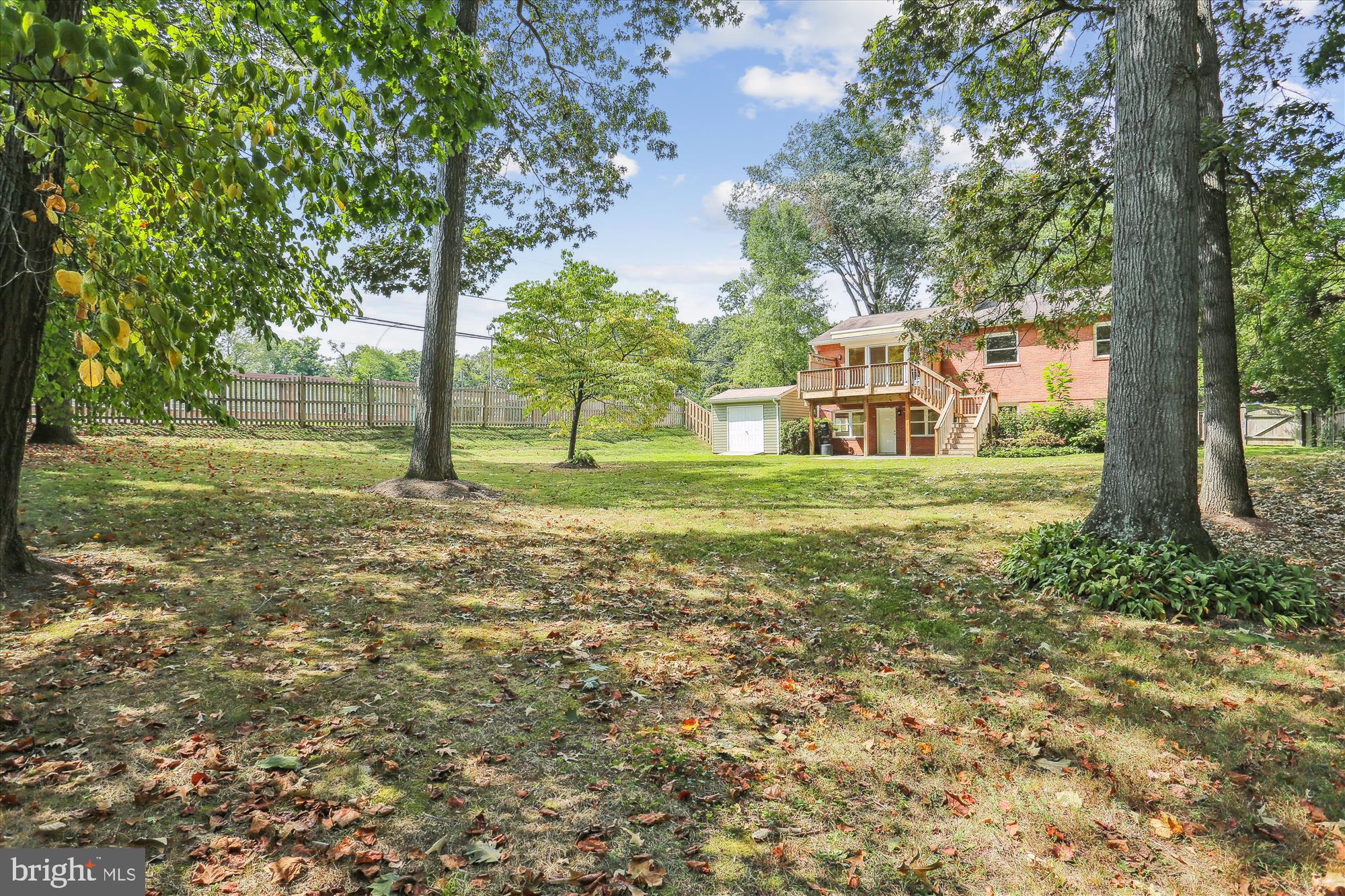 BRADLEY HILLS - Residential