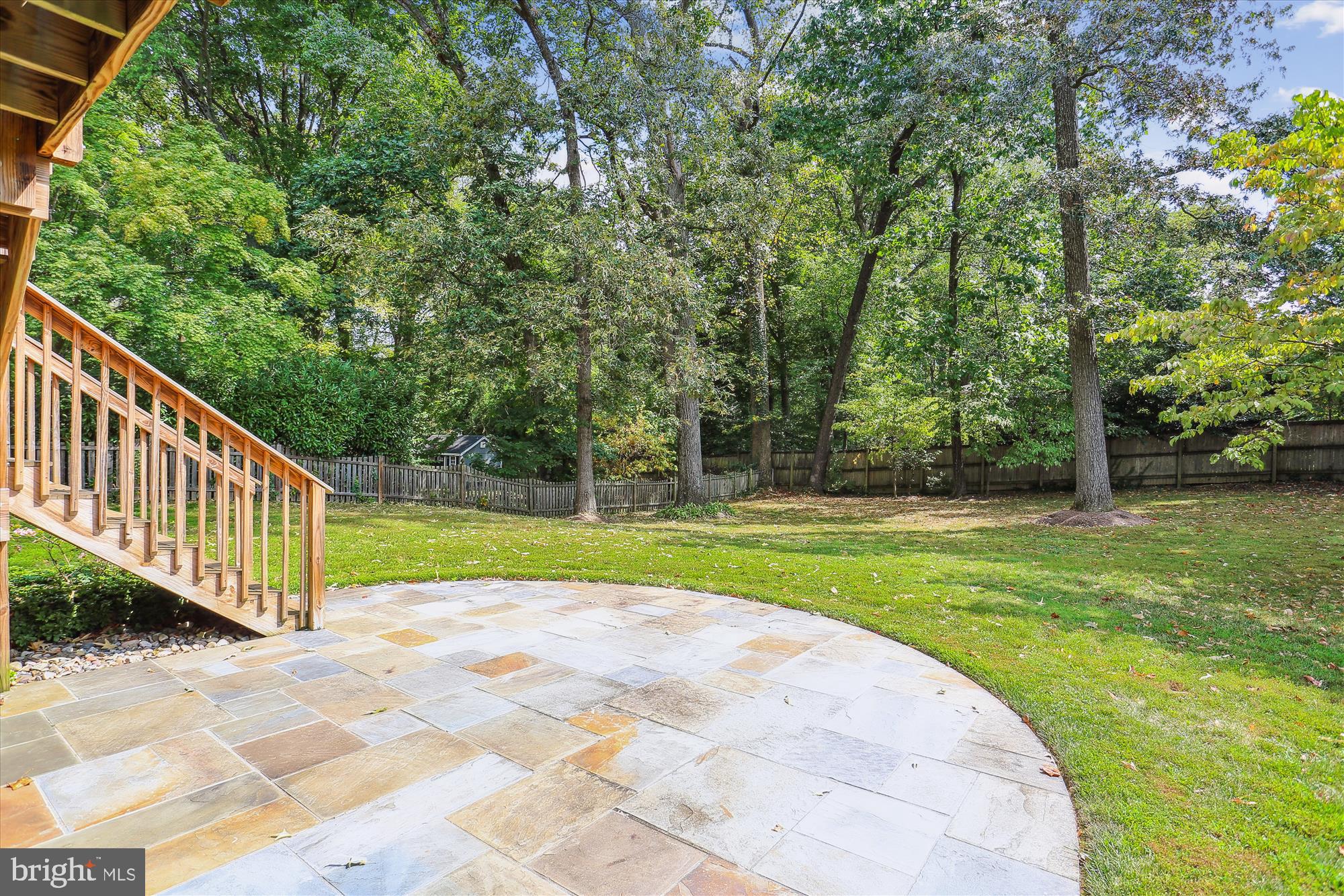 BRADLEY HILLS - Residential