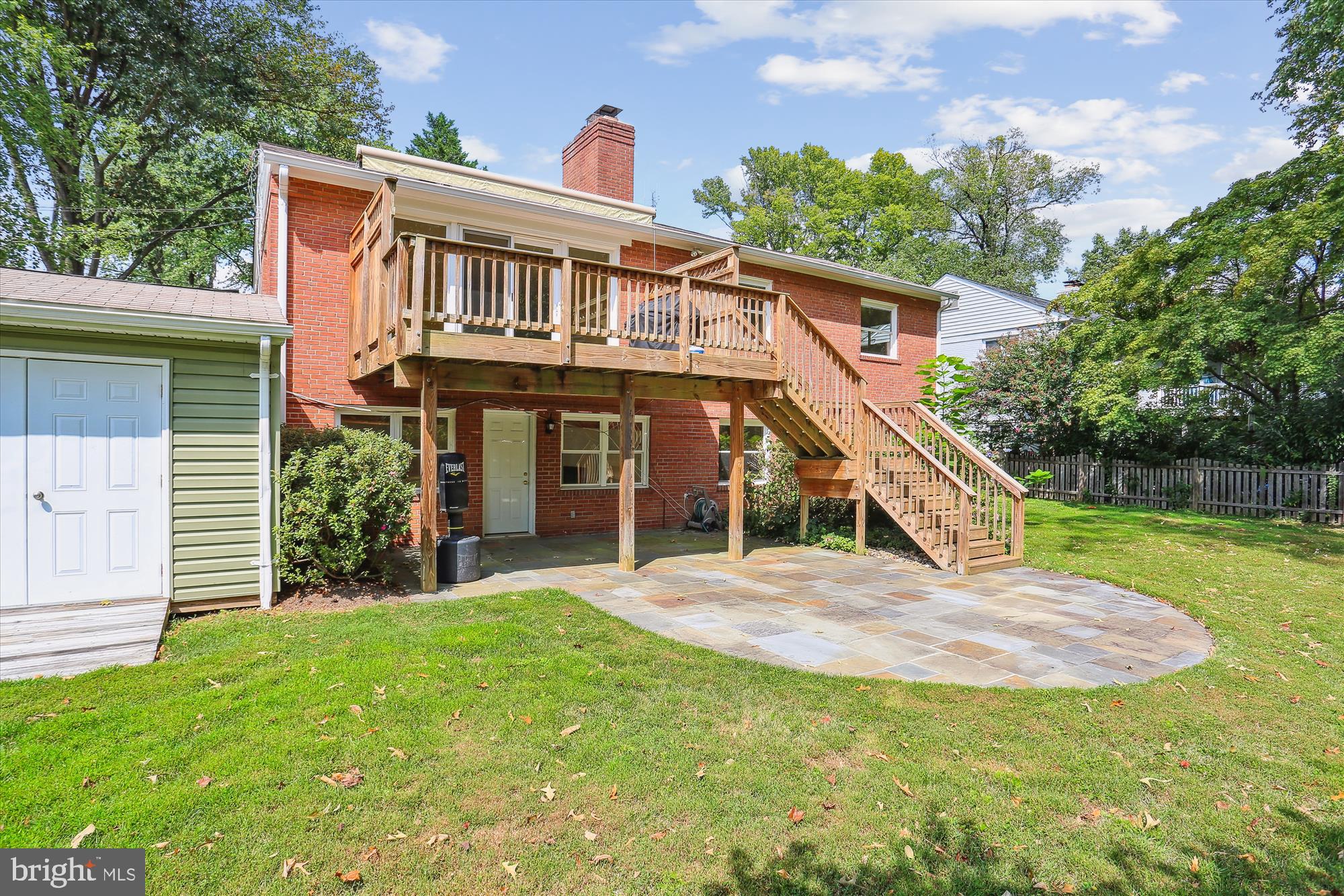 BRADLEY HILLS - Residential