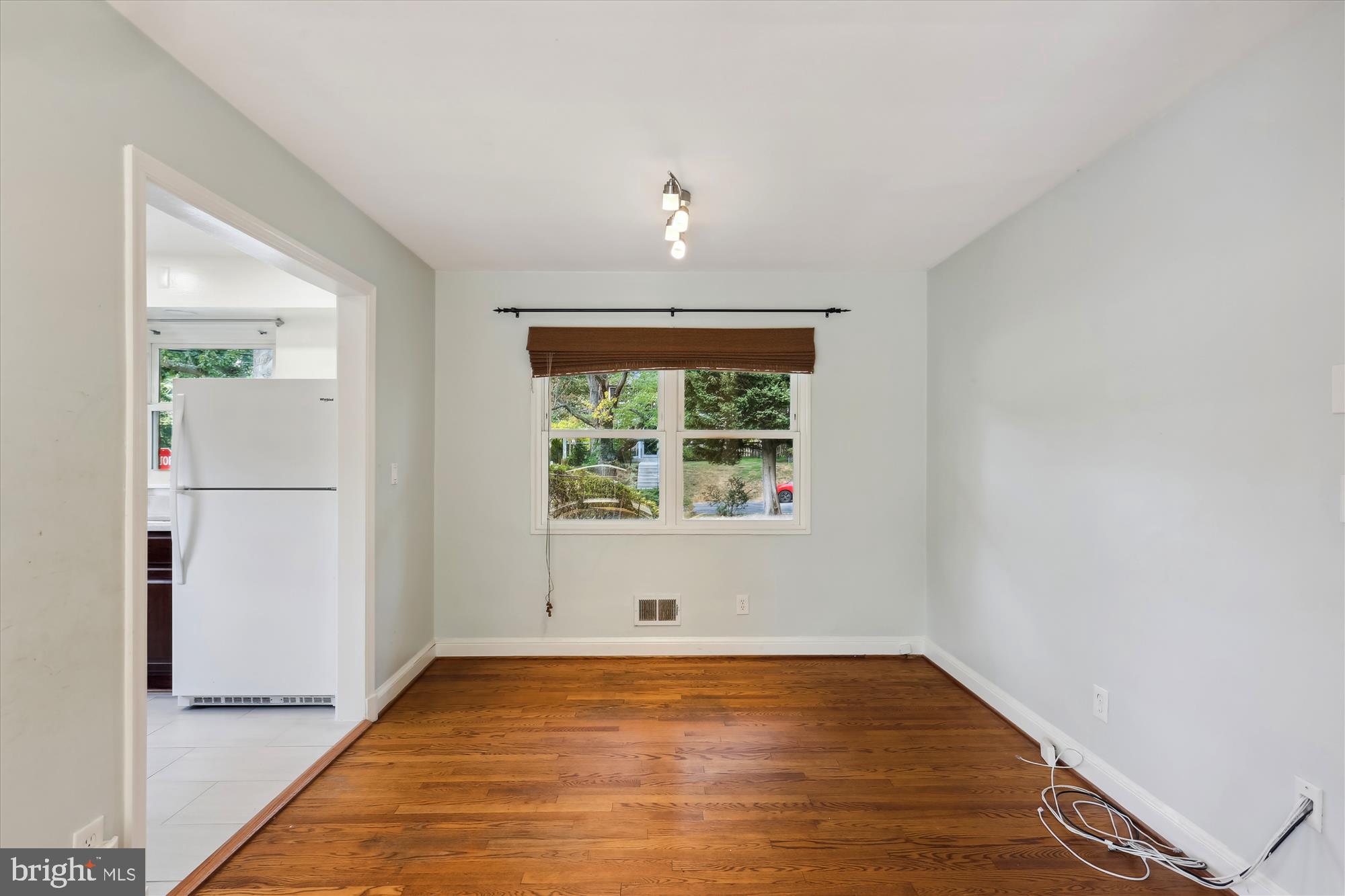 BRADLEY HILLS - Residential