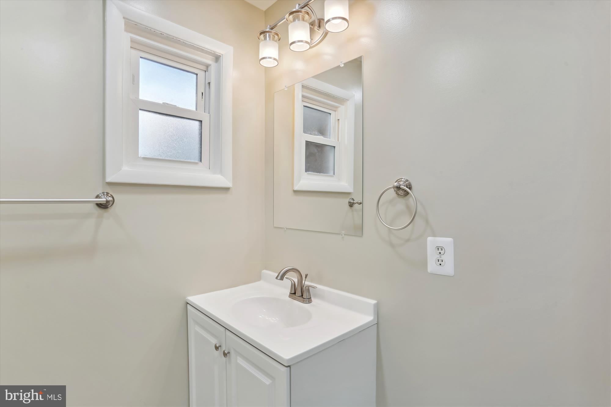 BRADLEY HILLS - Residential