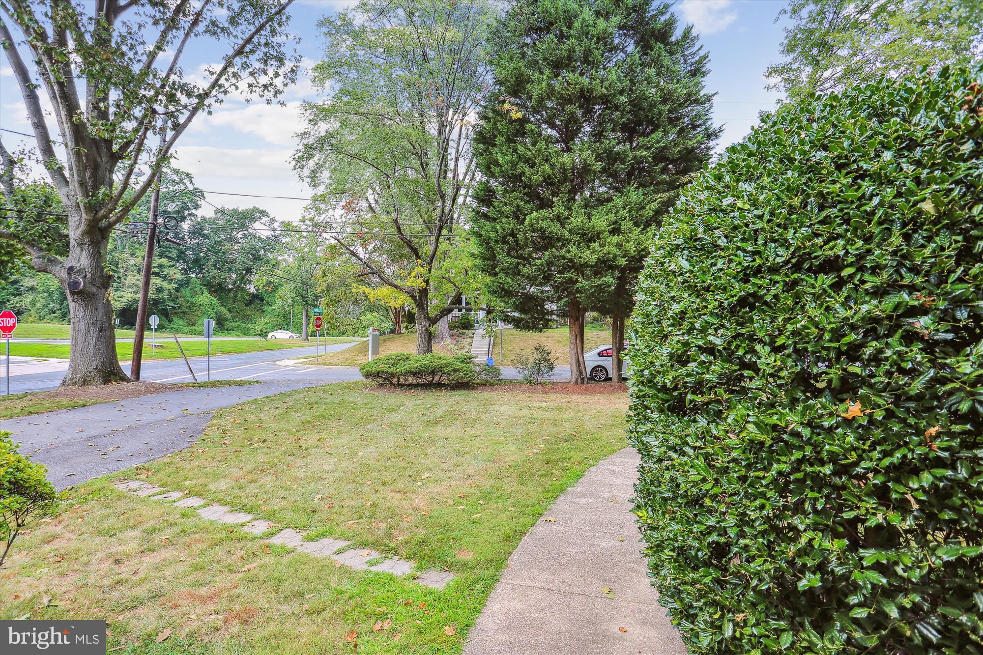 BRADLEY HILLS - Residential