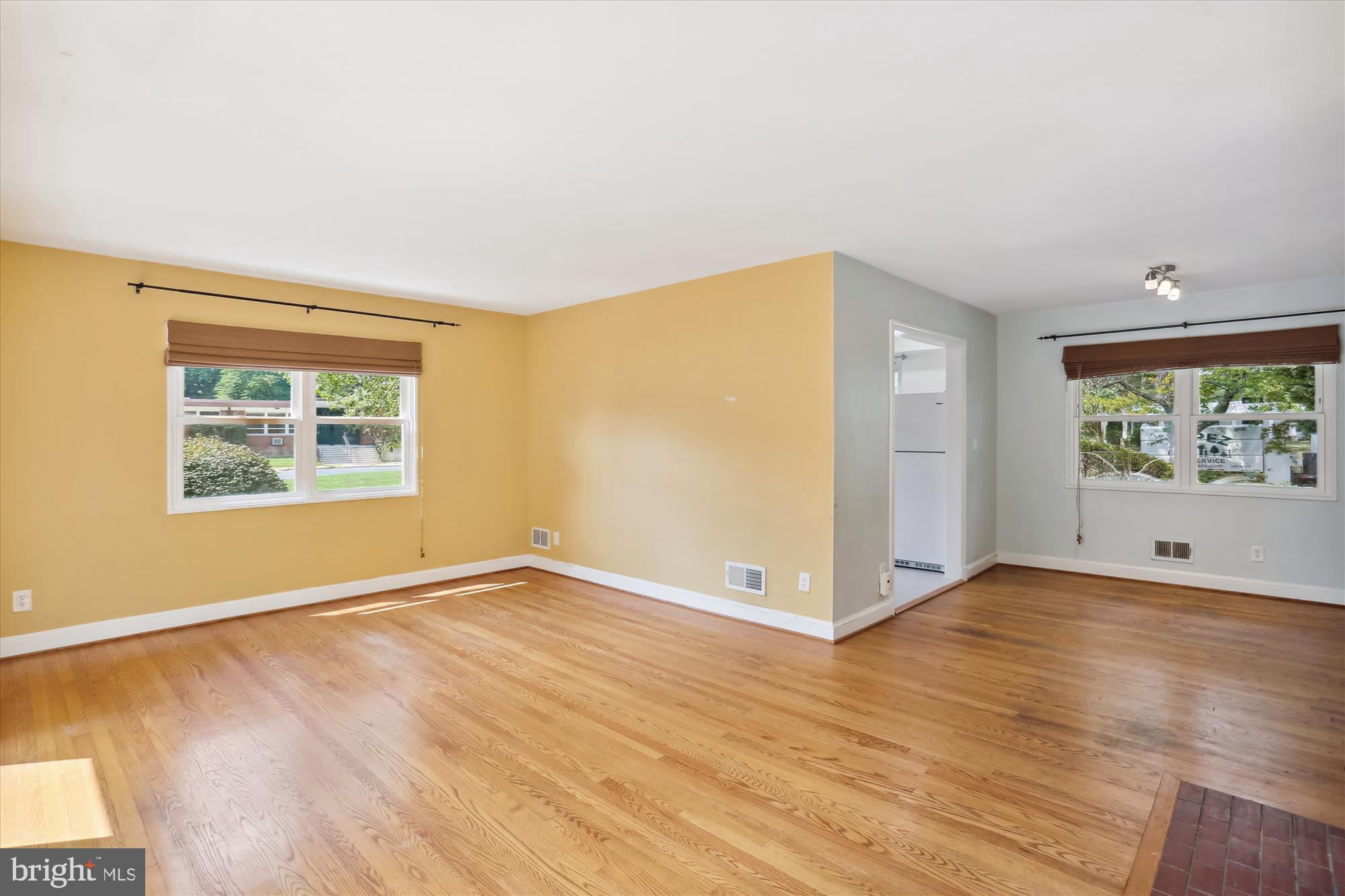 BRADLEY HILLS - Residential