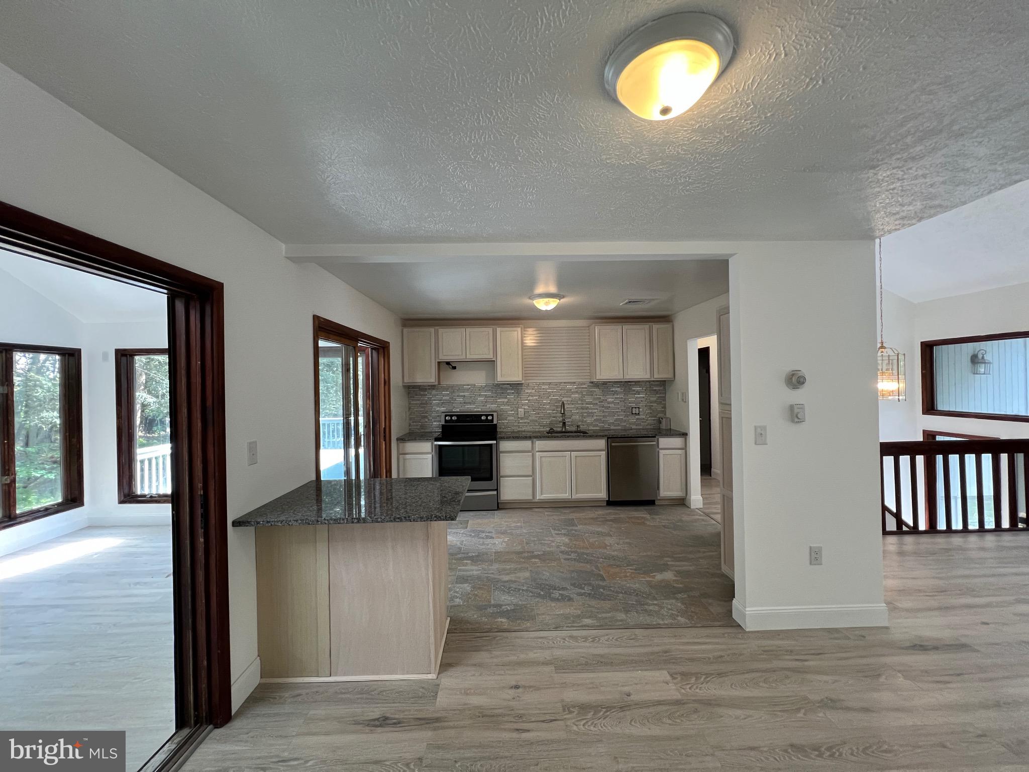 POCONO FARMS - Residential