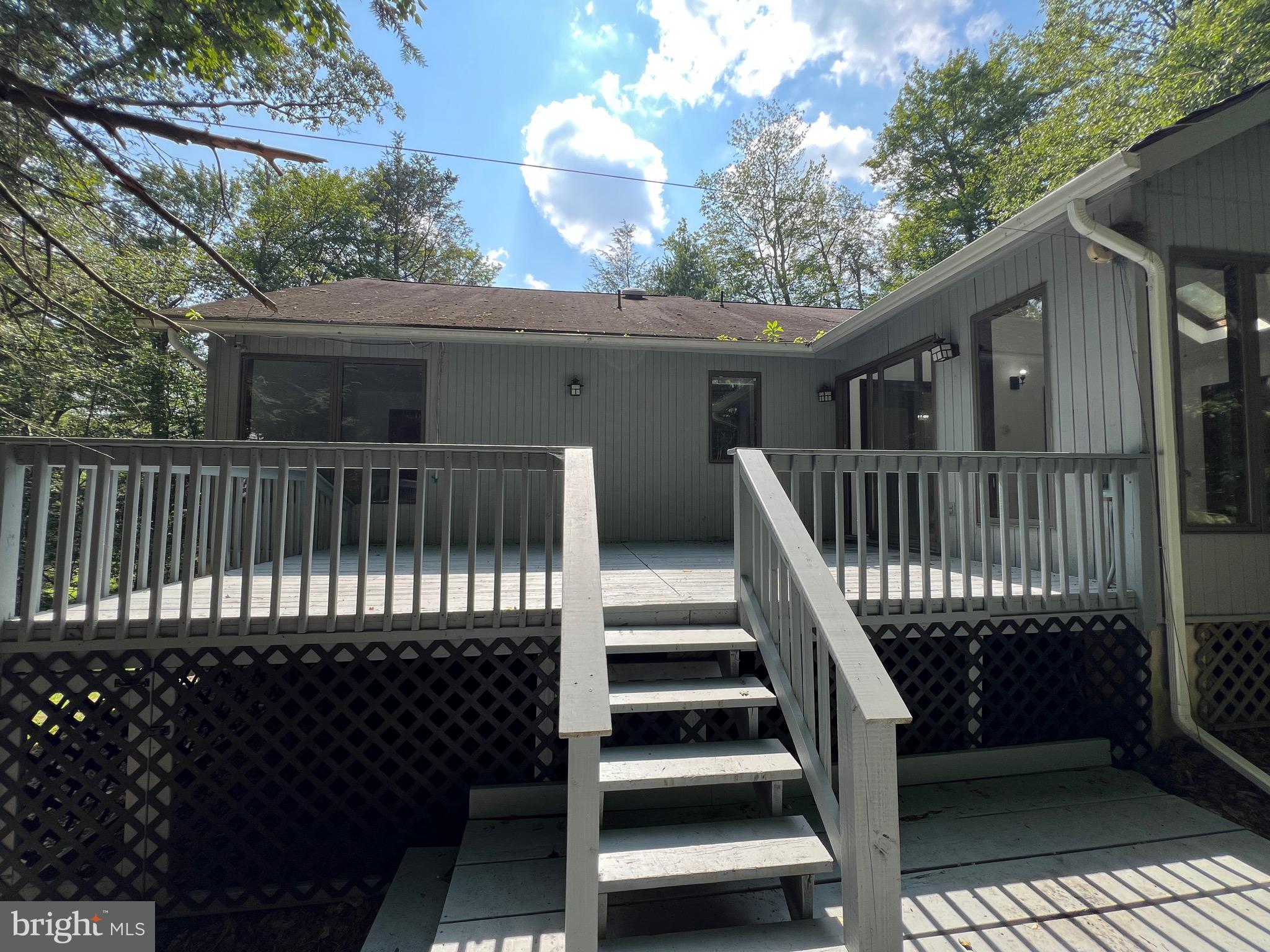 POCONO FARMS - Residential