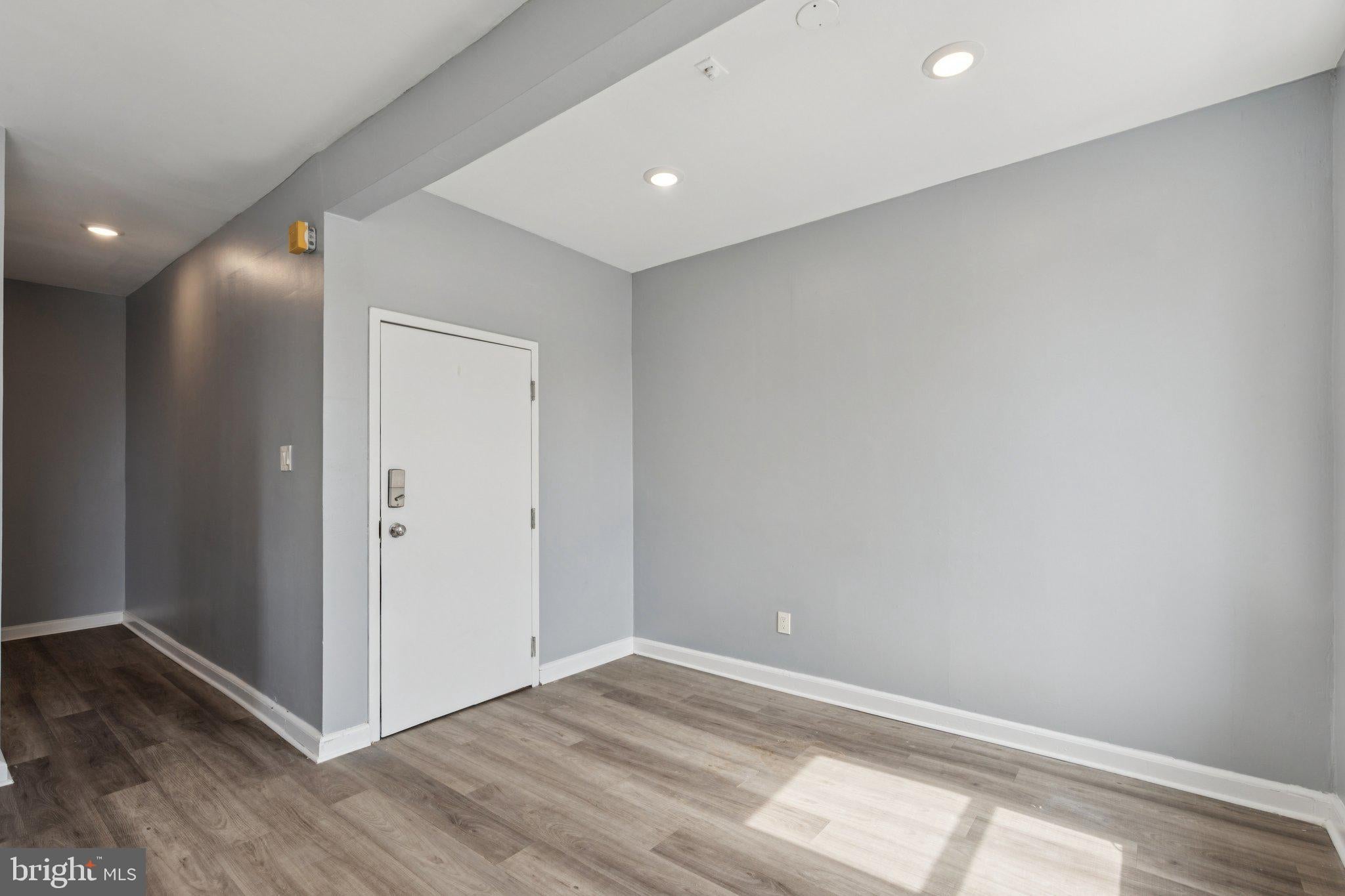 21 E PRICE STREET 2B