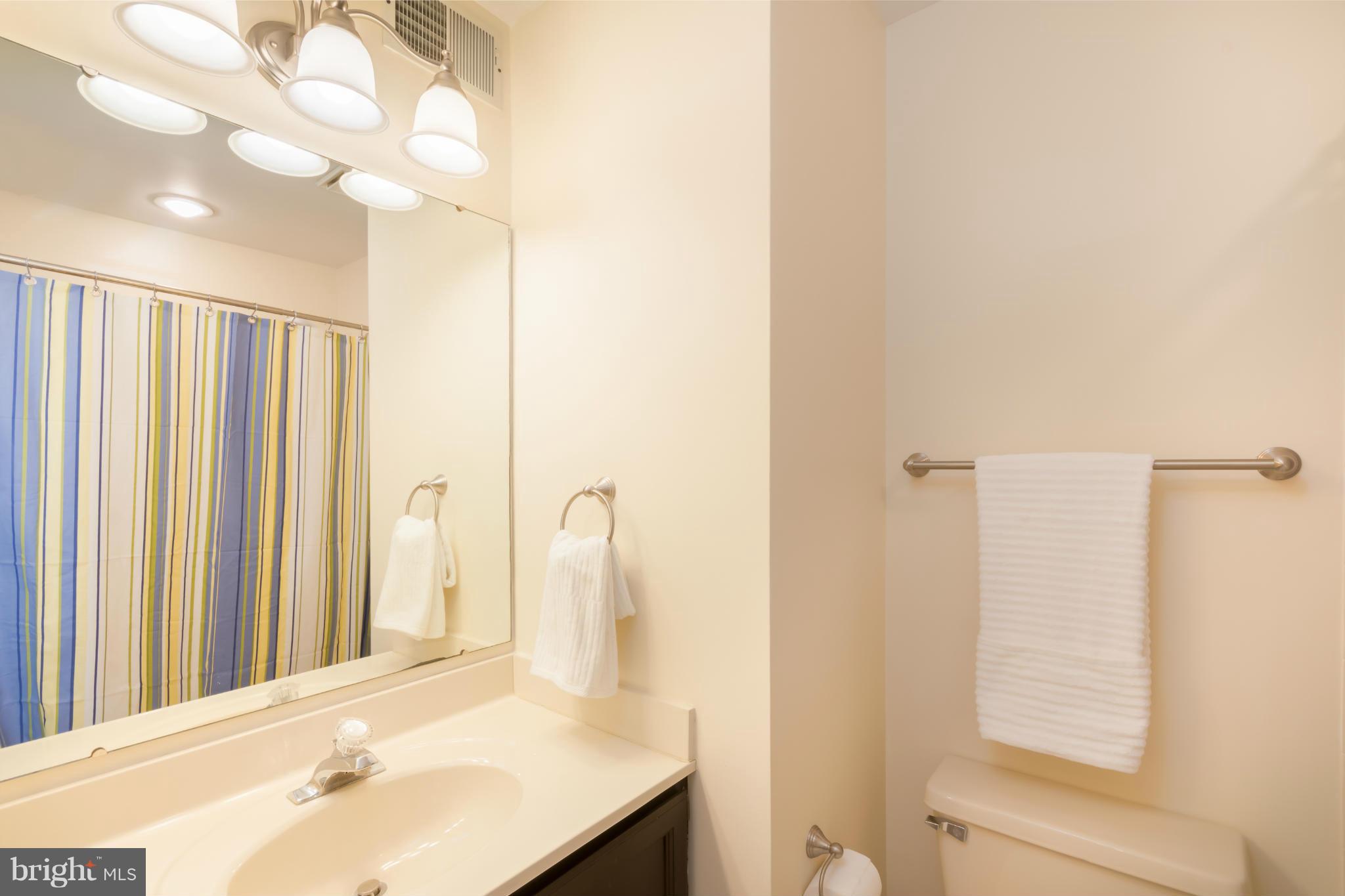 POTOMAC LAKES - Residential