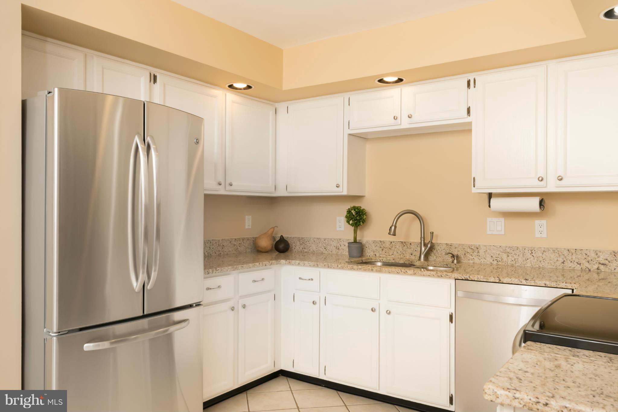 POTOMAC LAKES - Residential