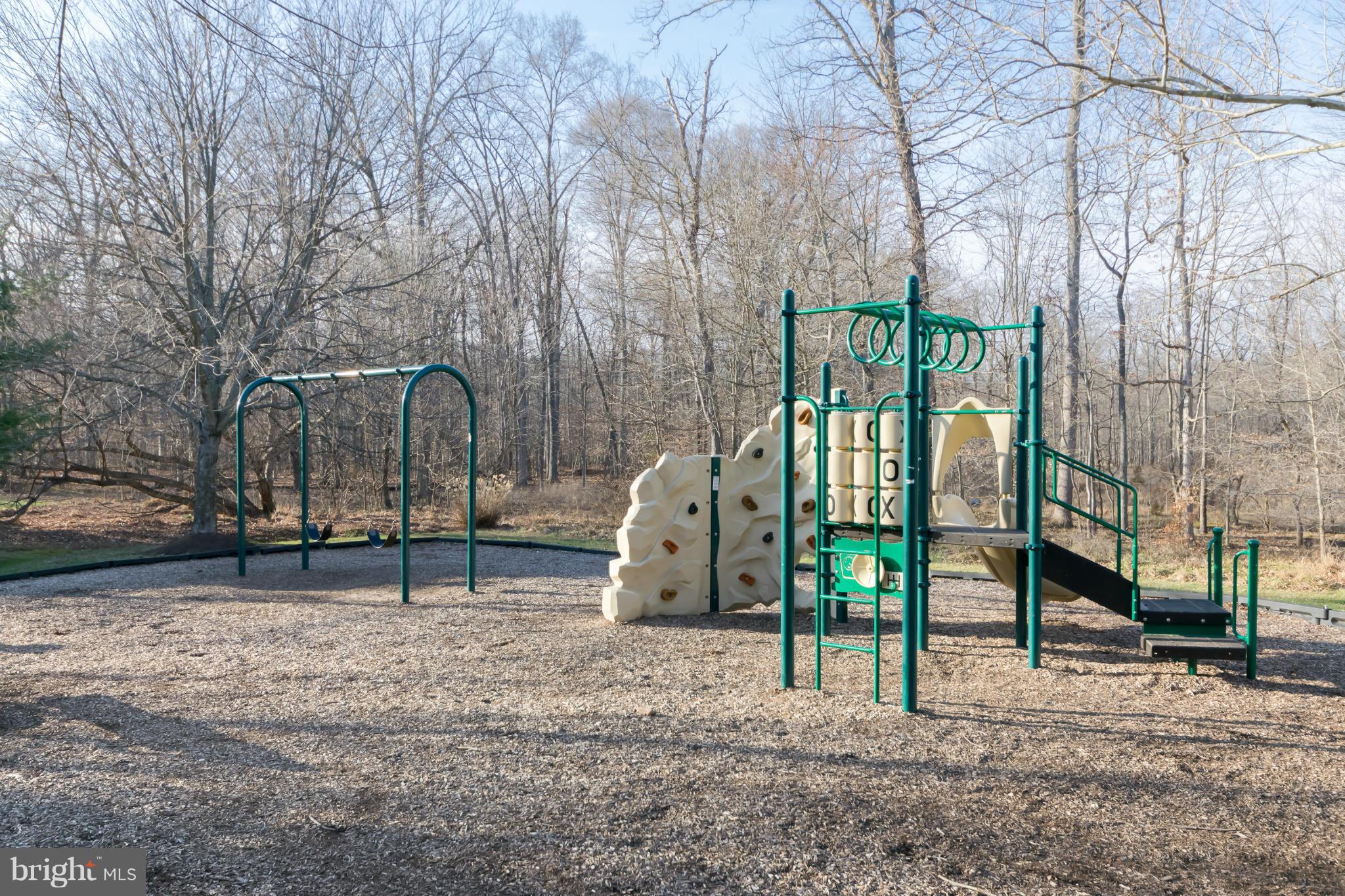 POTOMAC LAKES - Residential