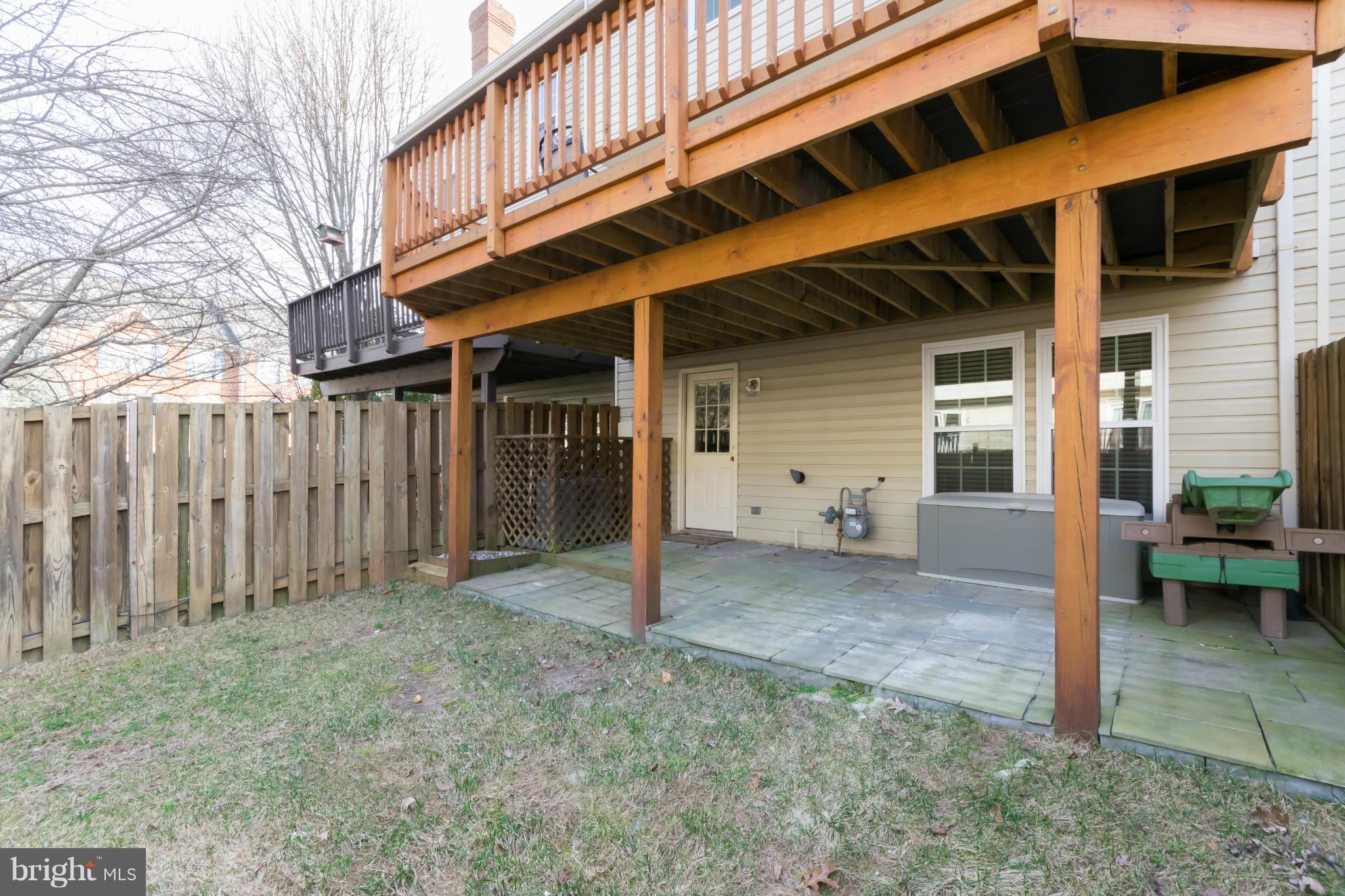 POTOMAC LAKES - Residential