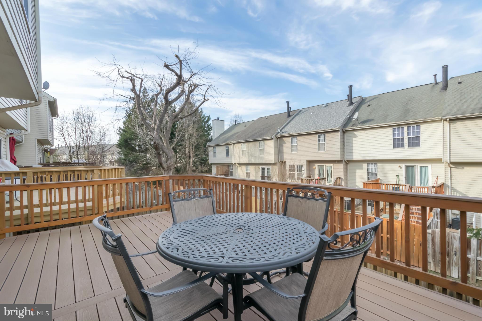 POTOMAC LAKES - Residential